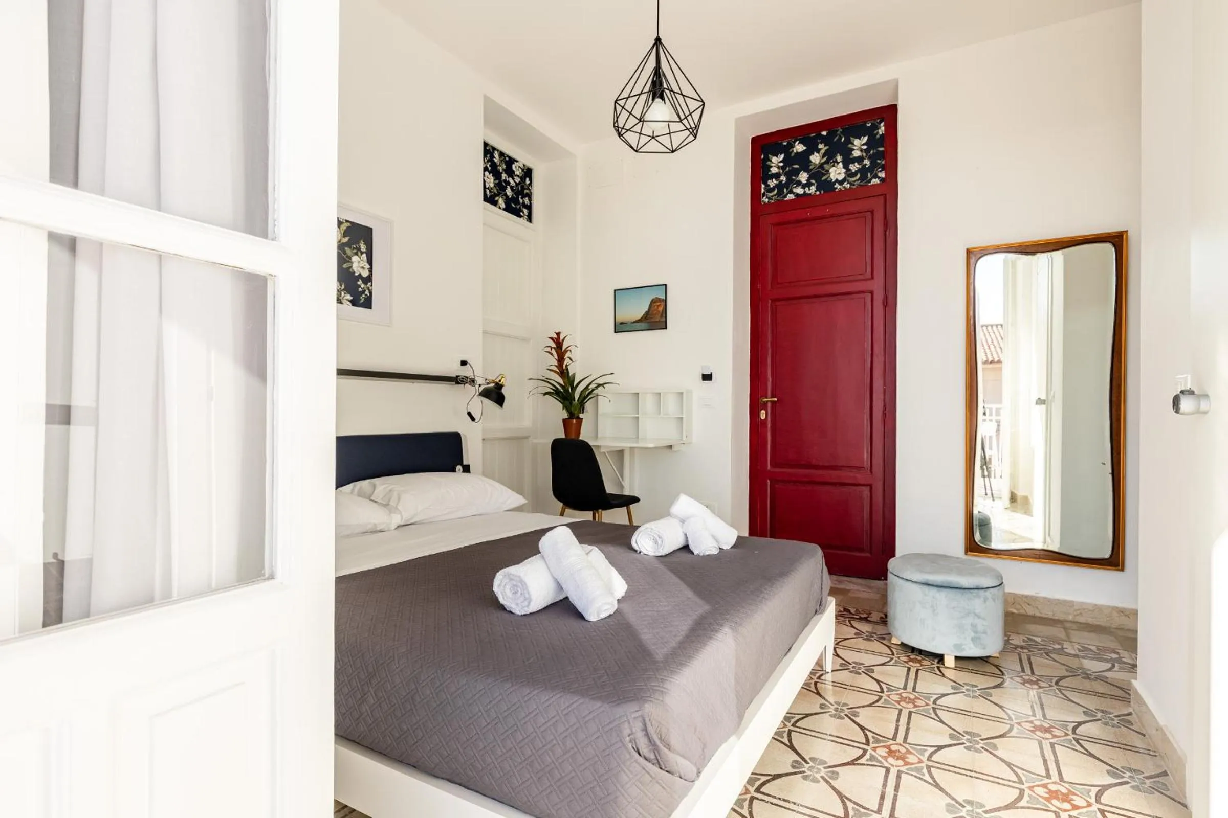 Bed in Villa Edera Rental Room