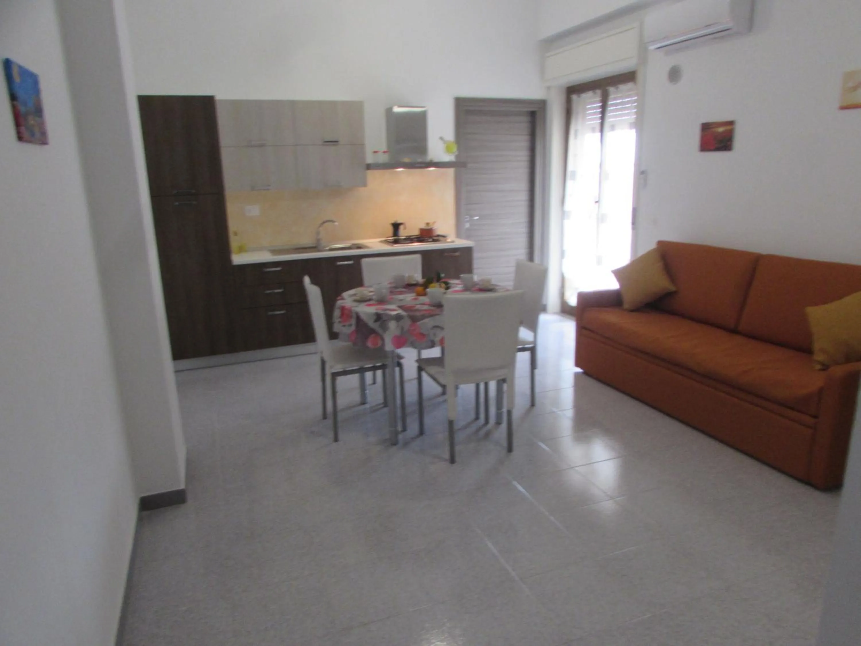 Bed in Living Piraino case vacanze