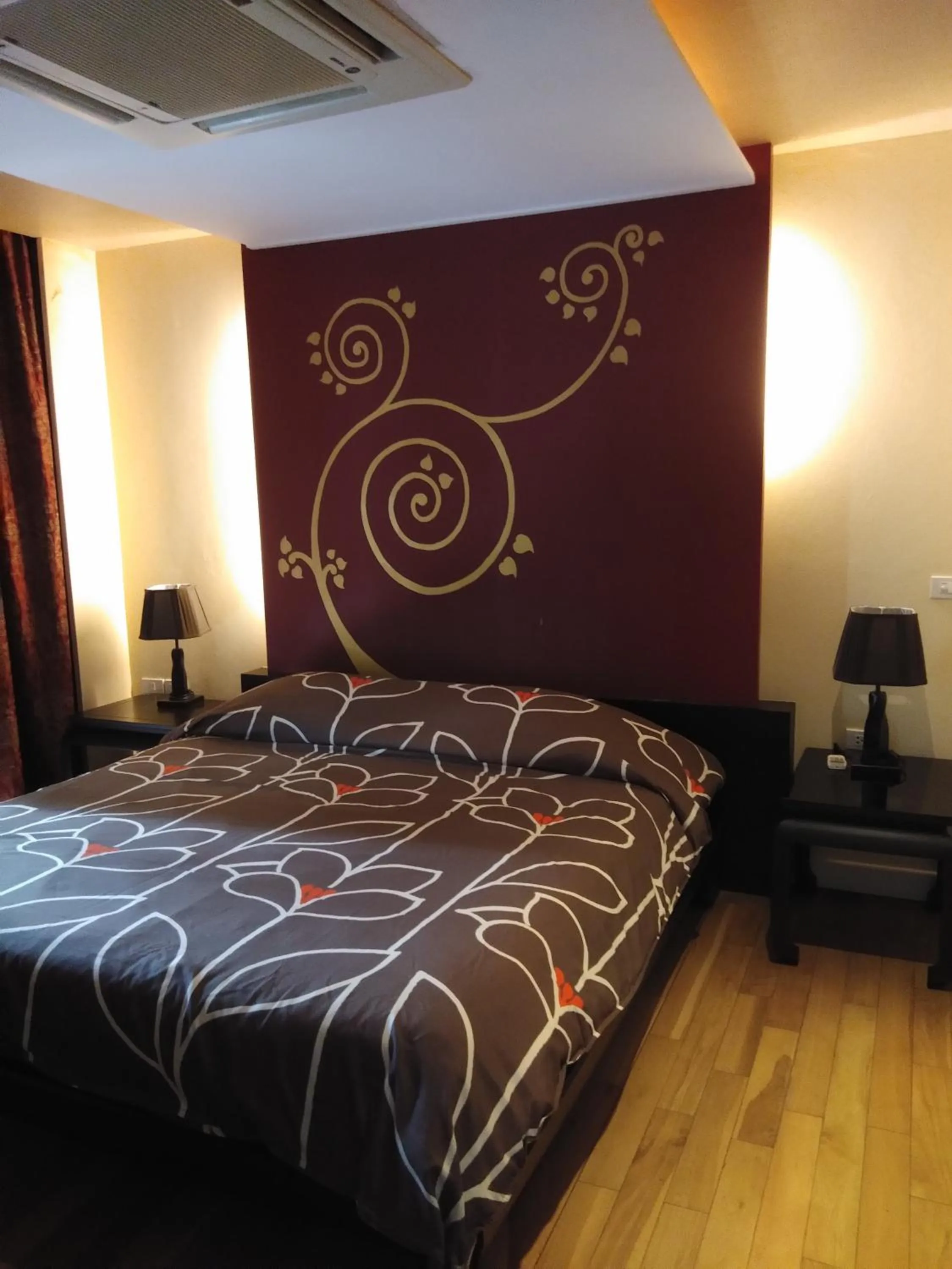 Bed in Pattaya tower room 7