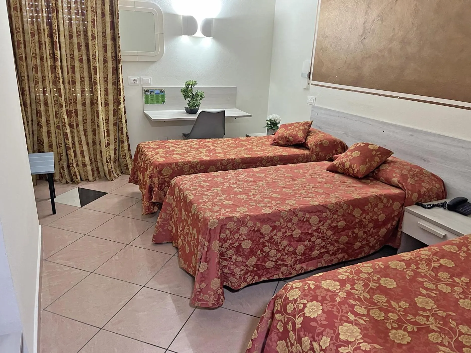 Bedroom, Bed in HOTEL IL PARCO - Parking Free & Restaurant - Hotel