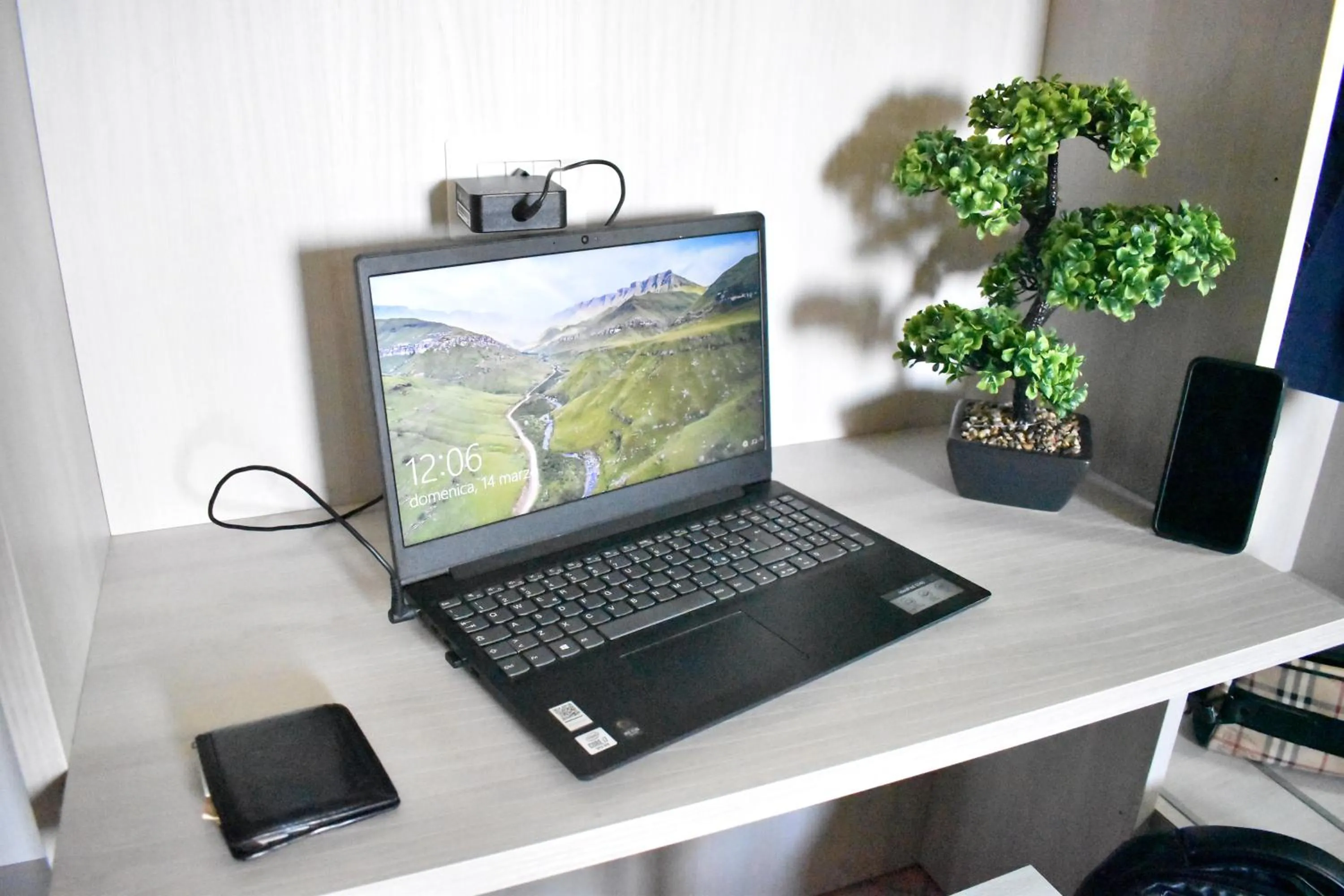 TV and multimedia in HOTEL IL PARCO - Parking Free & Restaurant - Hotel