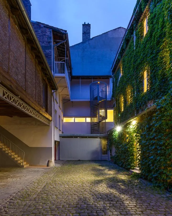 Property building in HOTEL CONTINENTAL