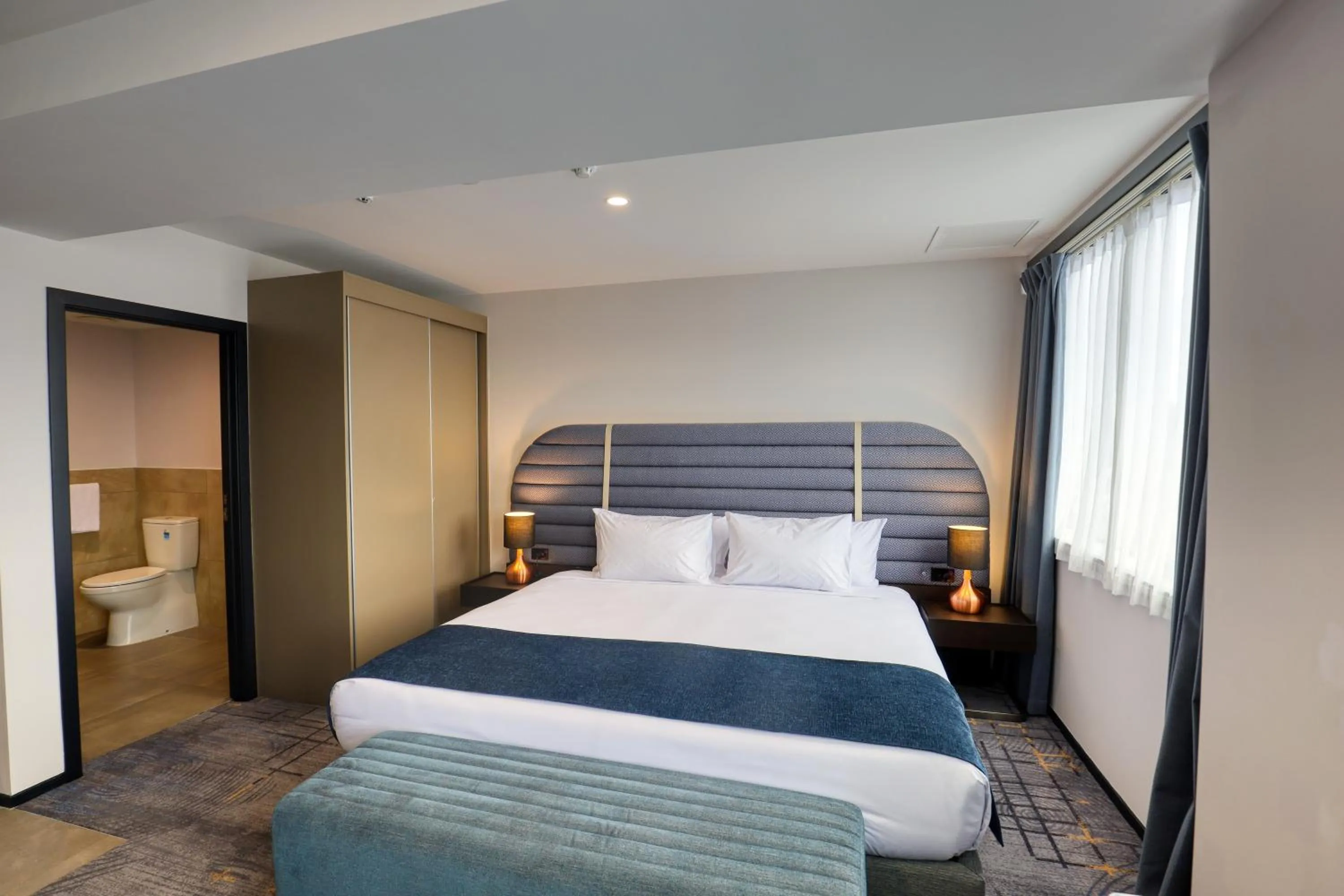 Bed in Marsden Suites Albany