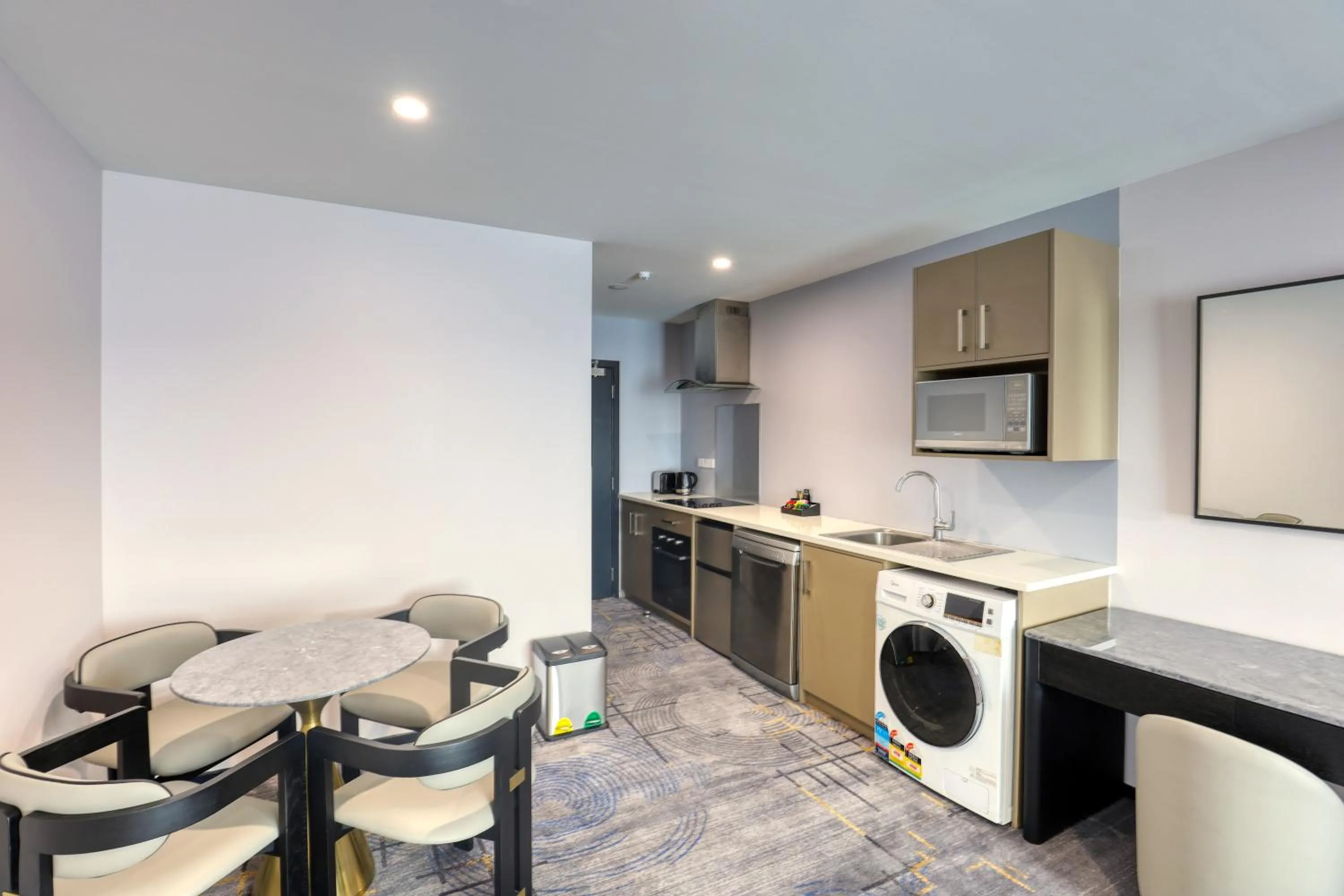 kitchen in Marsden Suites Albany