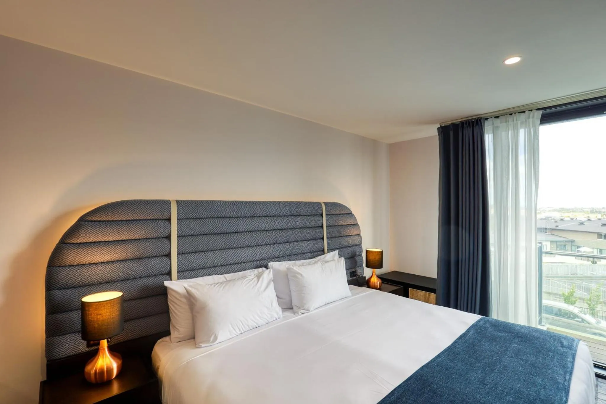 Bedroom, Bed in Marsden Suites Albany