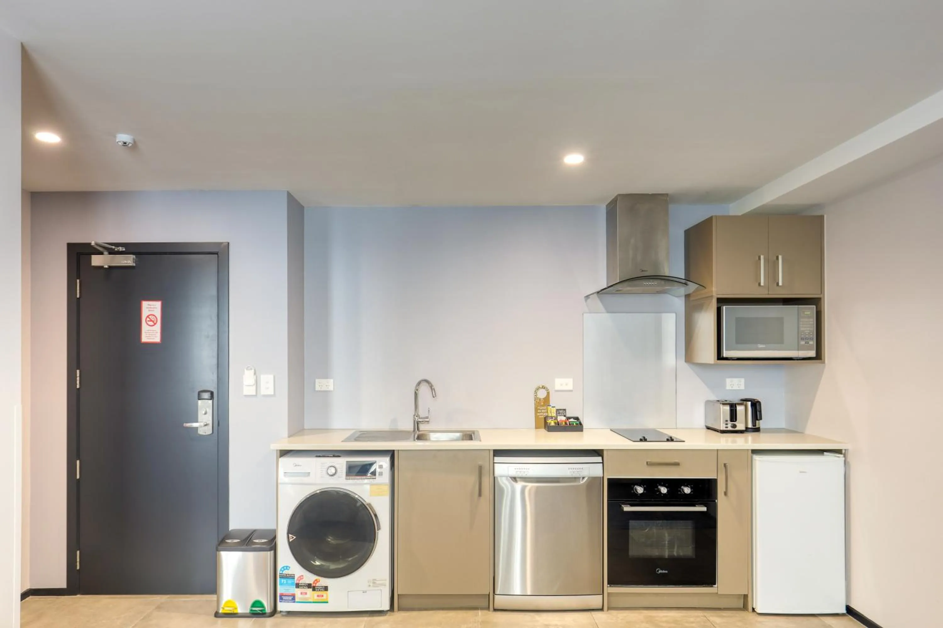 washing machine in Marsden Suites Albany