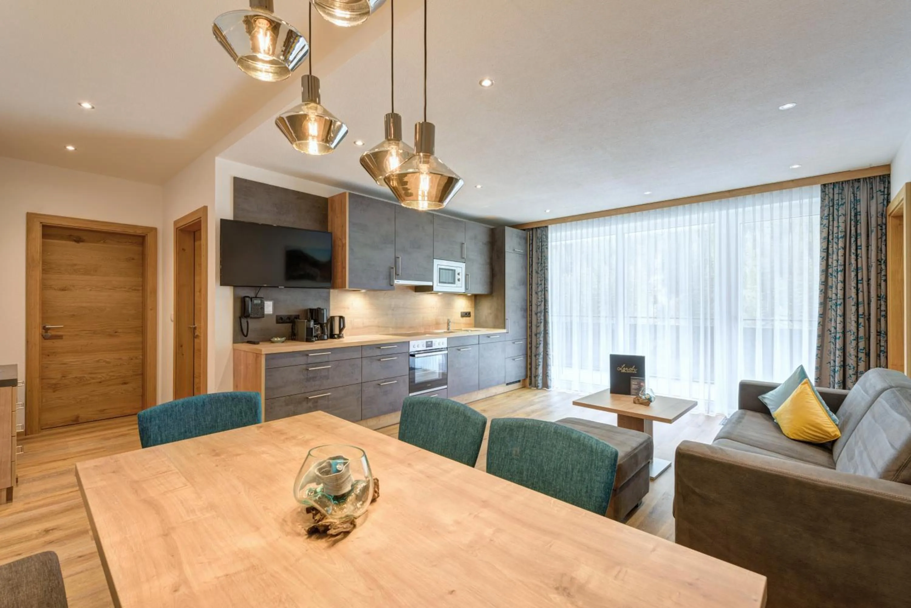 Kitchen or kitchenette in Aparthotel Lerch