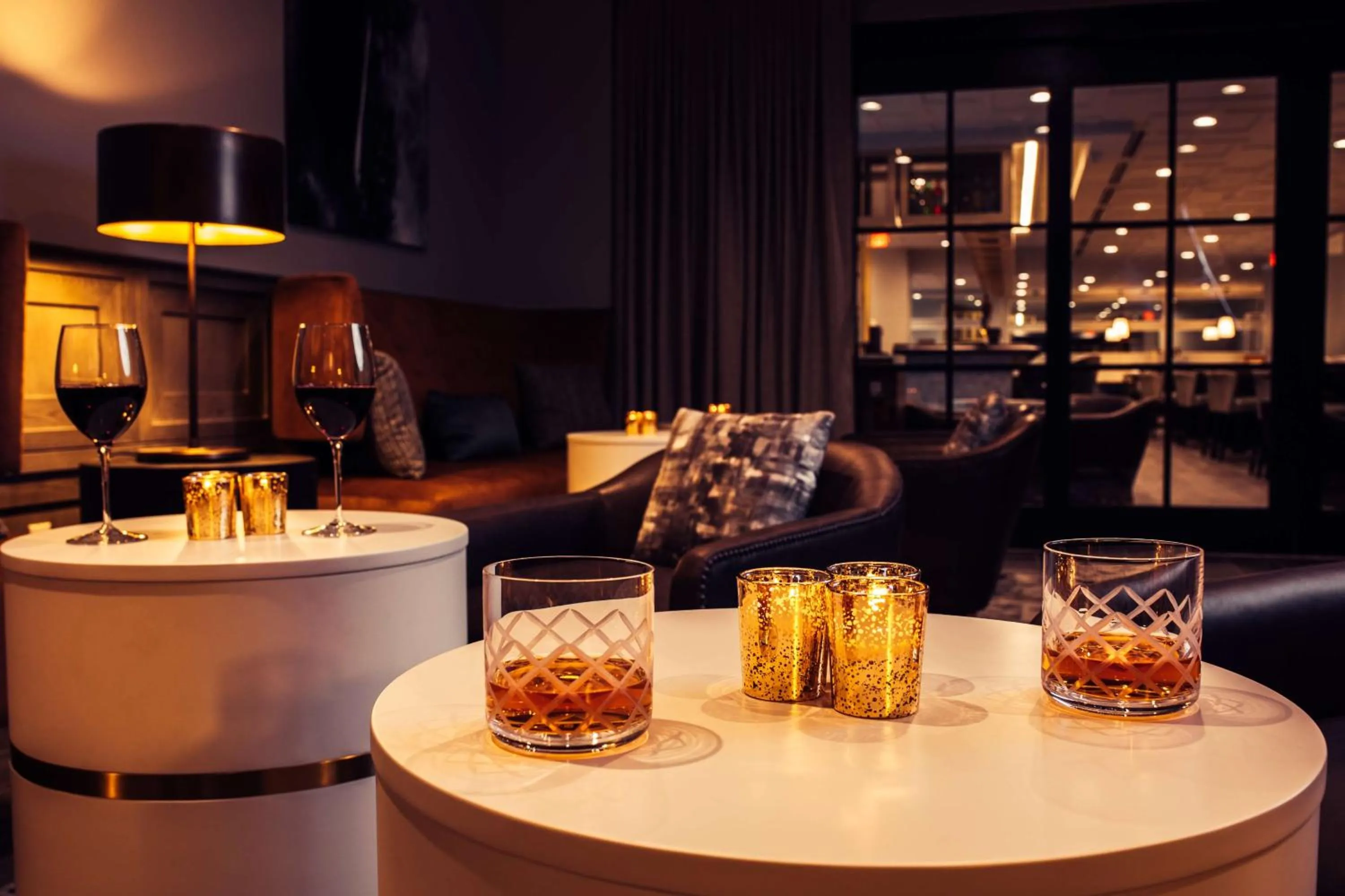 Restaurant/places to eat in Somerset Hills Hotel, Tapestry Collection by Hilton