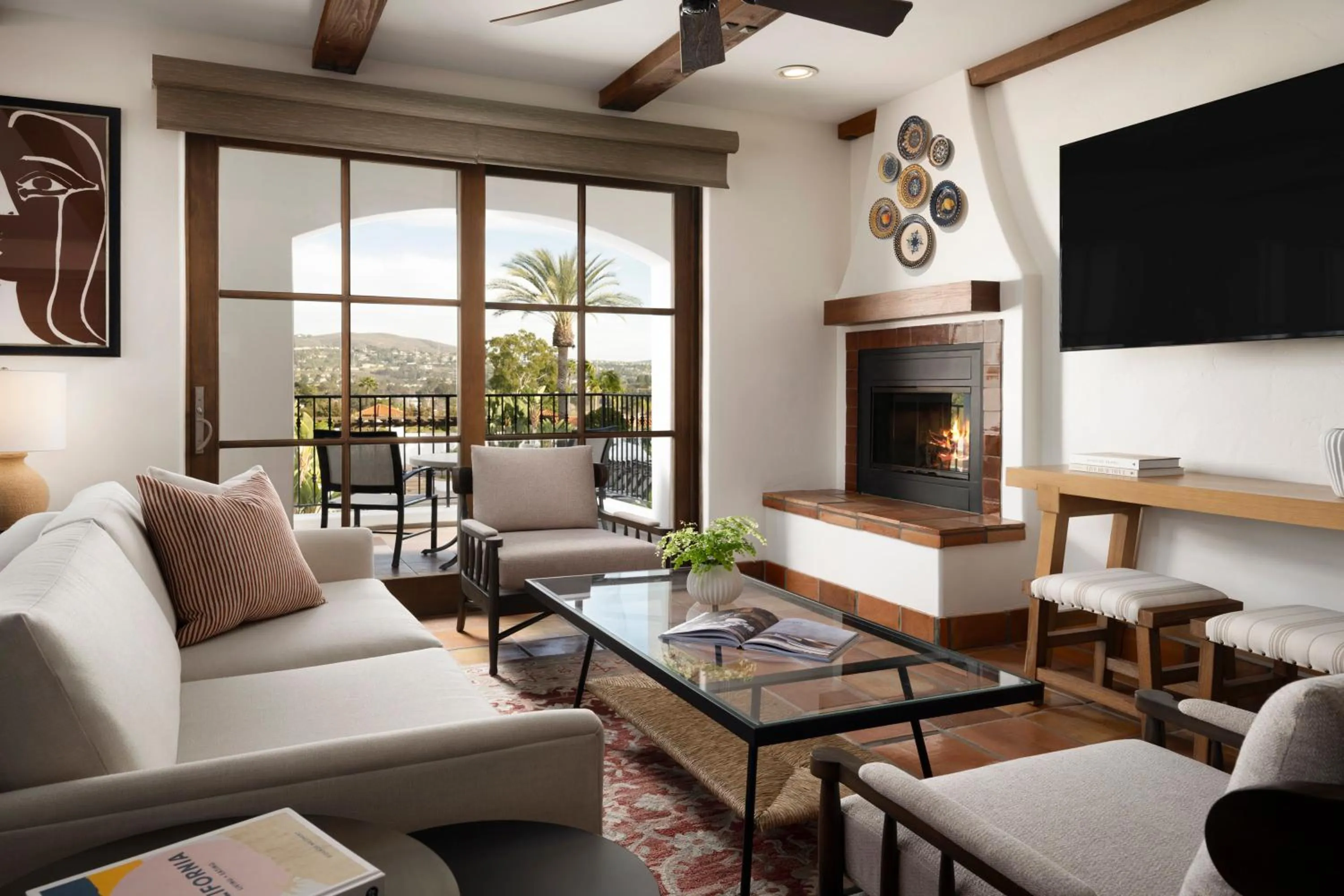 Living room in Omni La Costa Resort & Spa Carlsbad