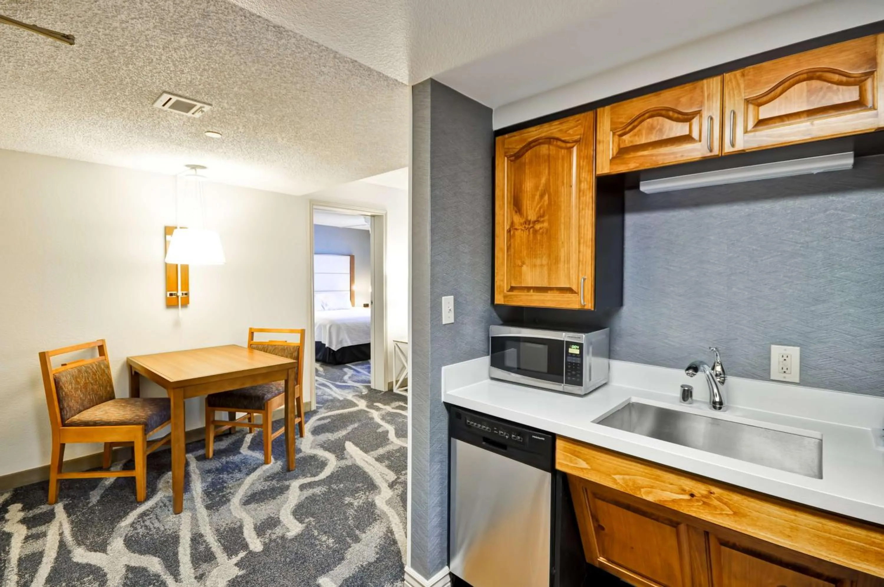 Kitchen or kitchenette in Homewood Suites by Hilton Phoenix-Biltmore