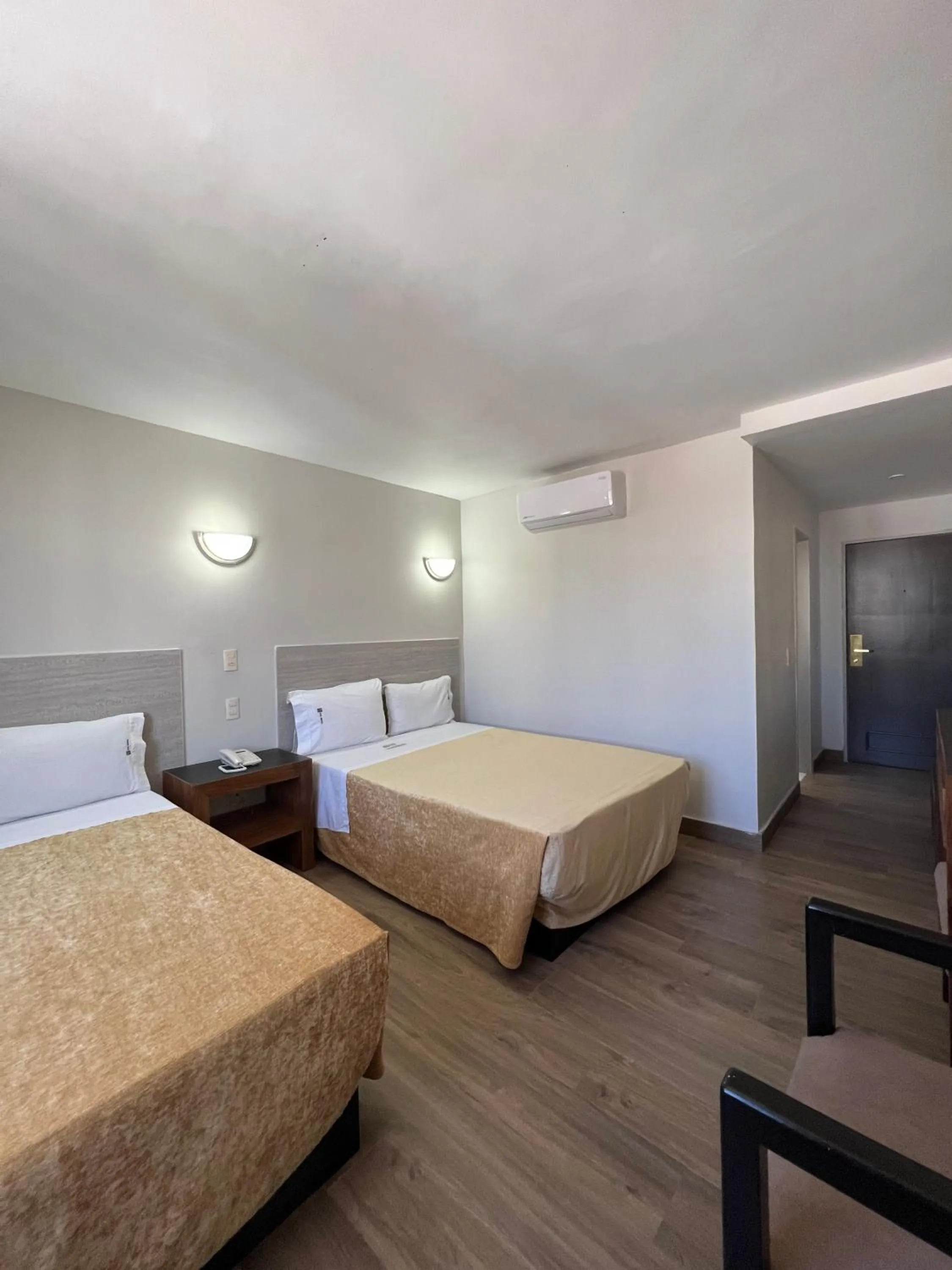 Bed in Hotel Universo