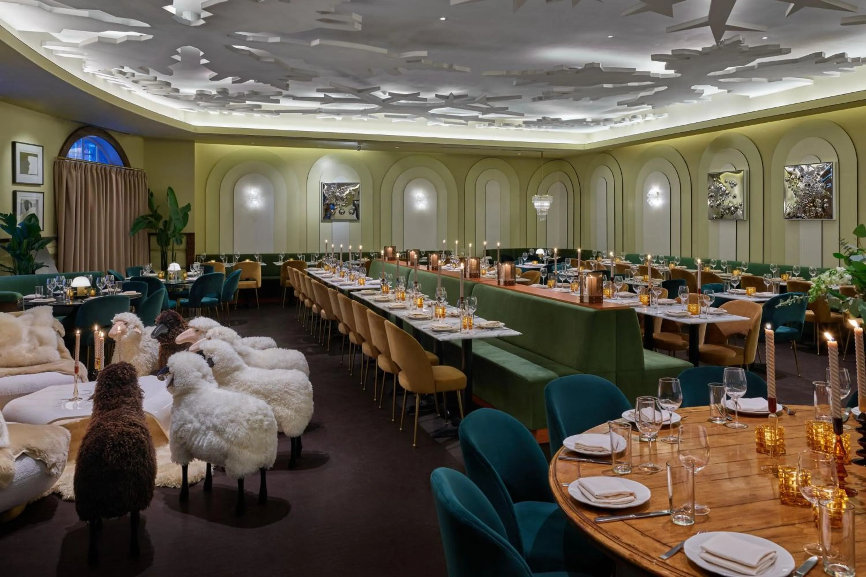 Restaurant/places to eat in St. Regis Aspen Resort