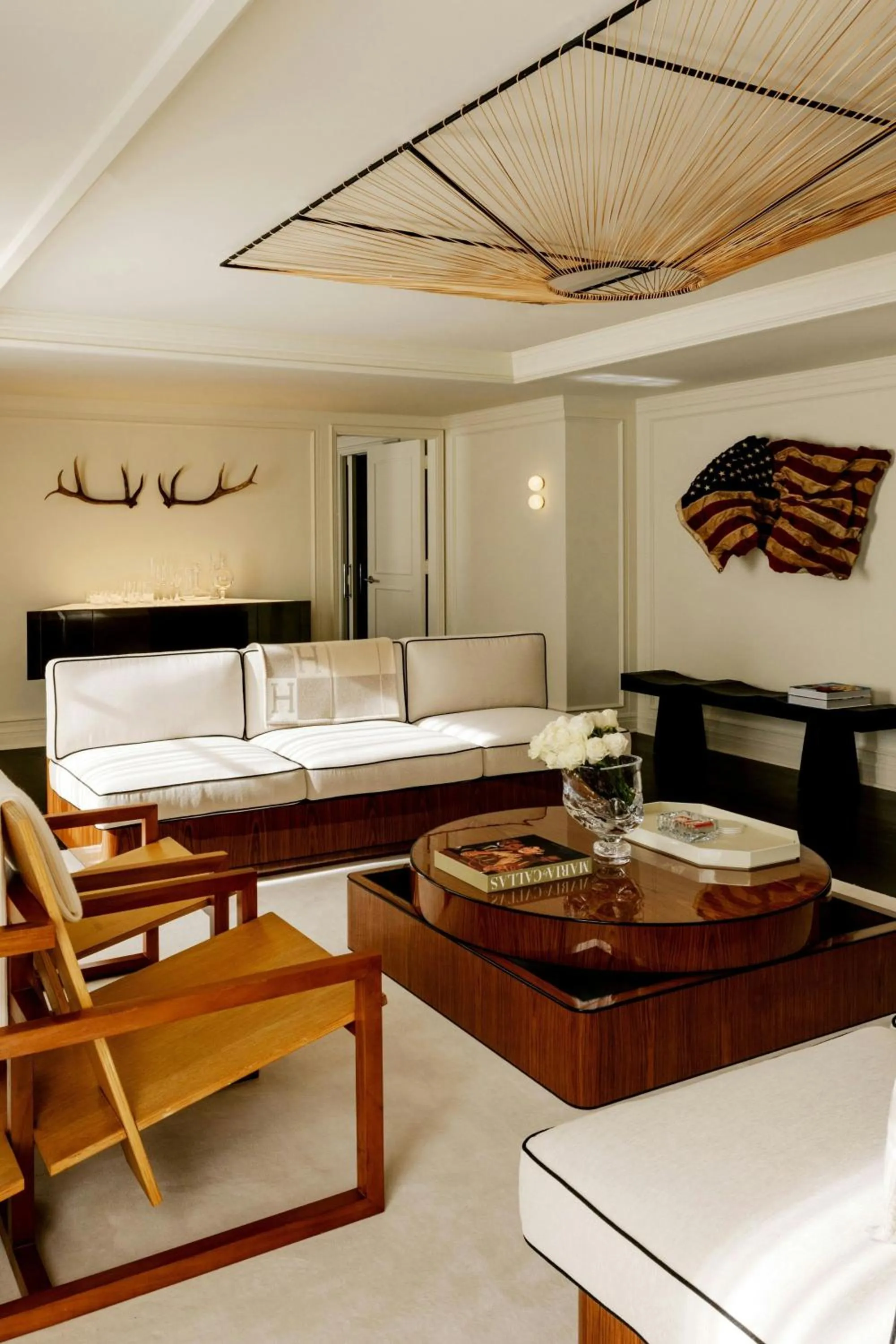 Living room in St. Regis Aspen Resort