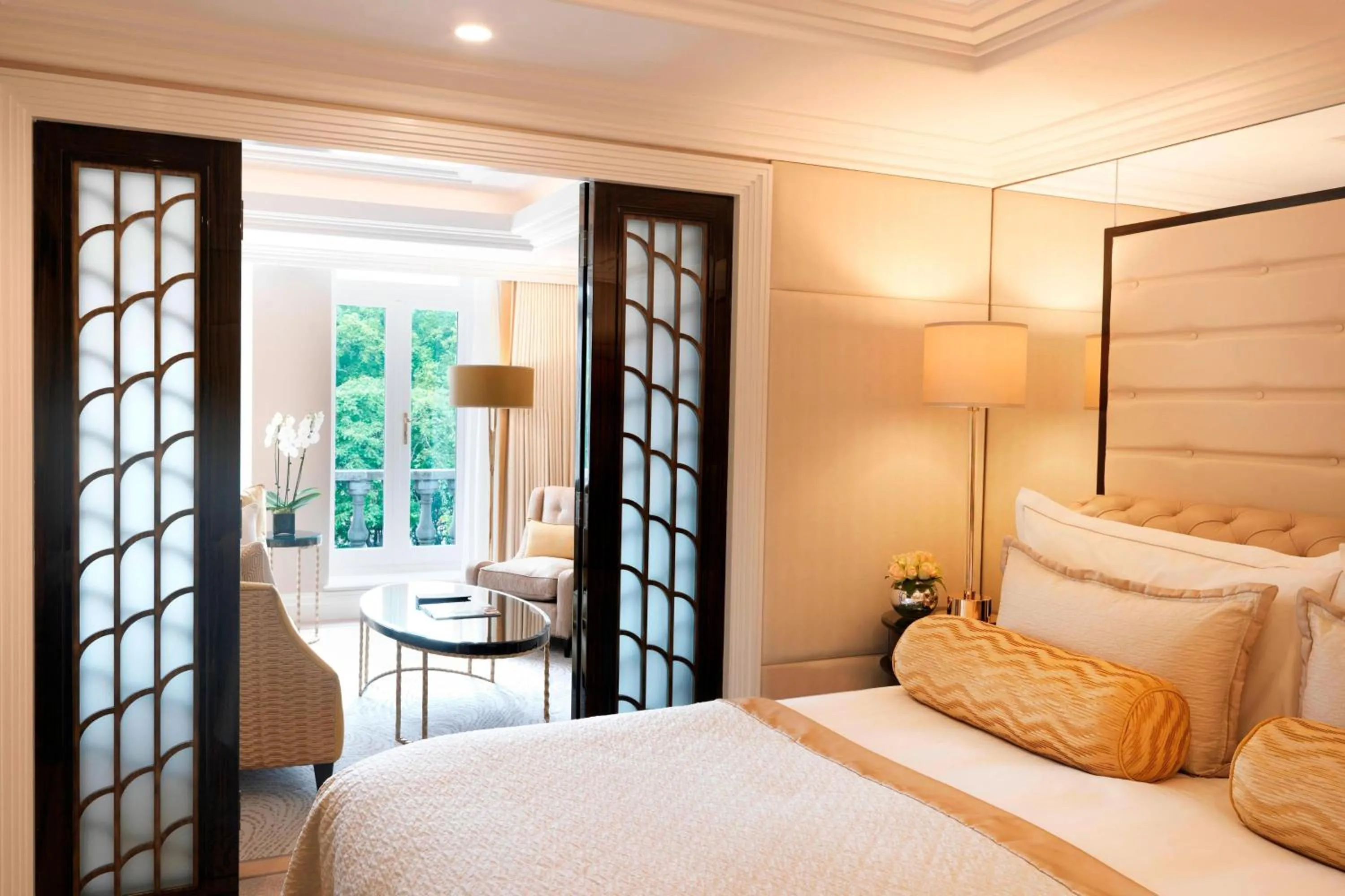 Bedroom, Bed in The Wellesley, a Luxury Collection Hotel, Knightsbridge, London