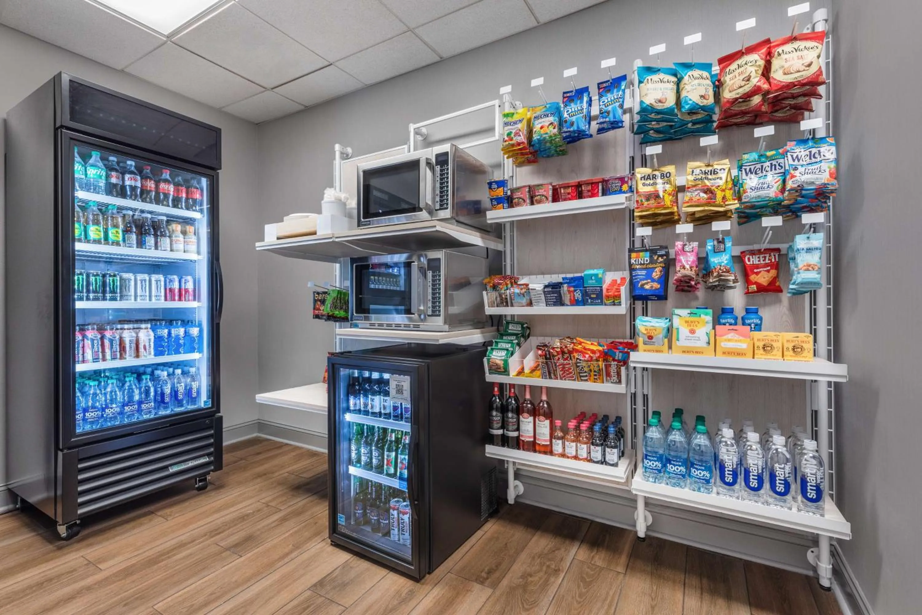 Restaurant/places to eat in Spark By Hilton Charlotte Tyvola I-77