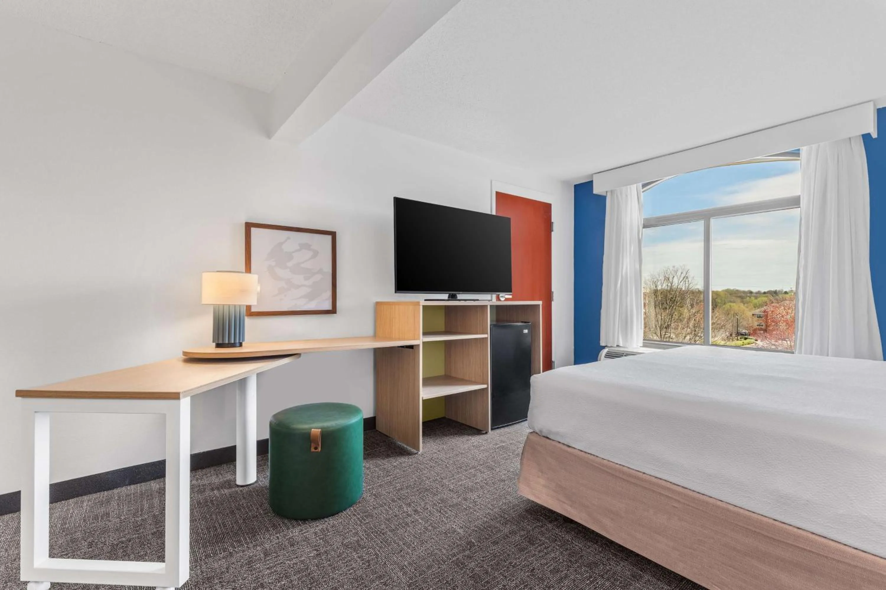 Bed in Spark By Hilton Charlotte Tyvola I-77