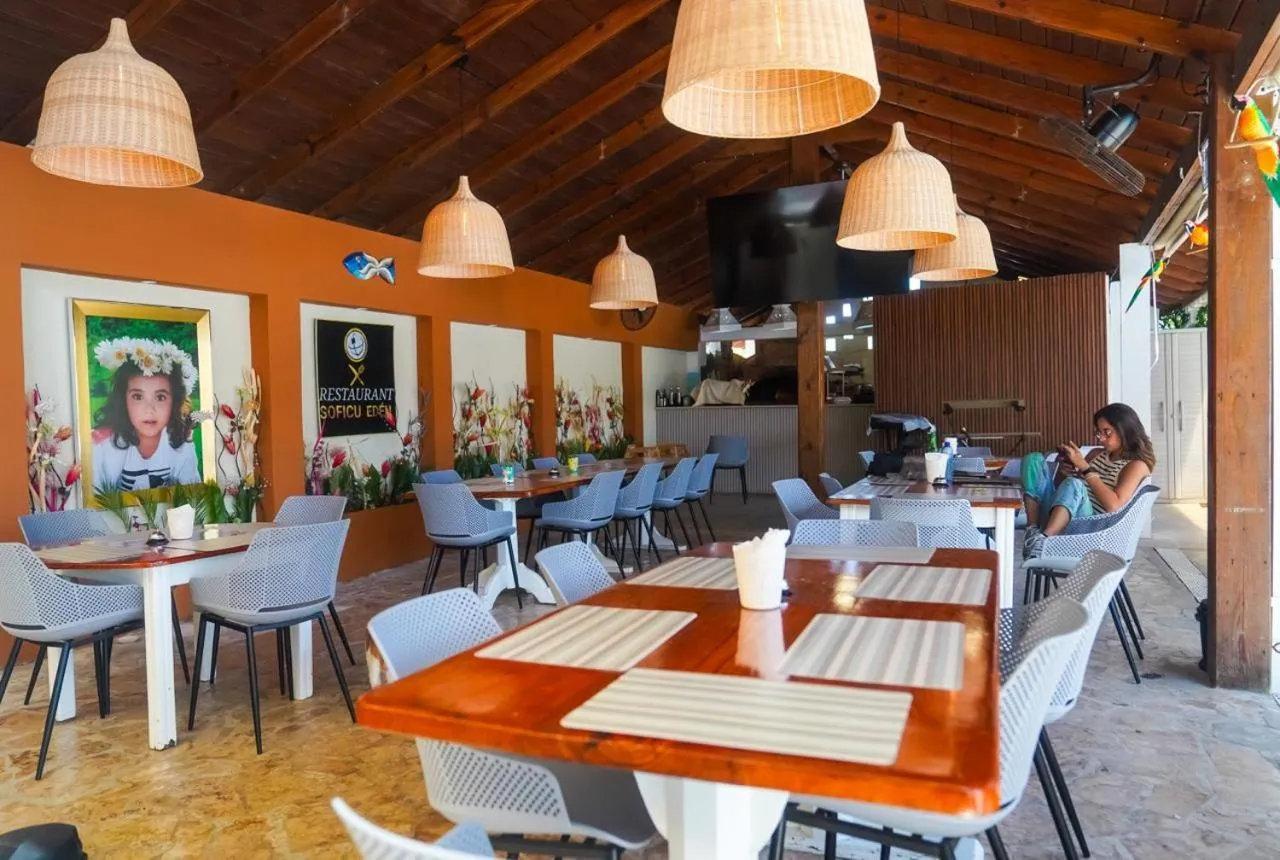 Restaurant/places to eat in Soficu Hotel El Edén Dominicus