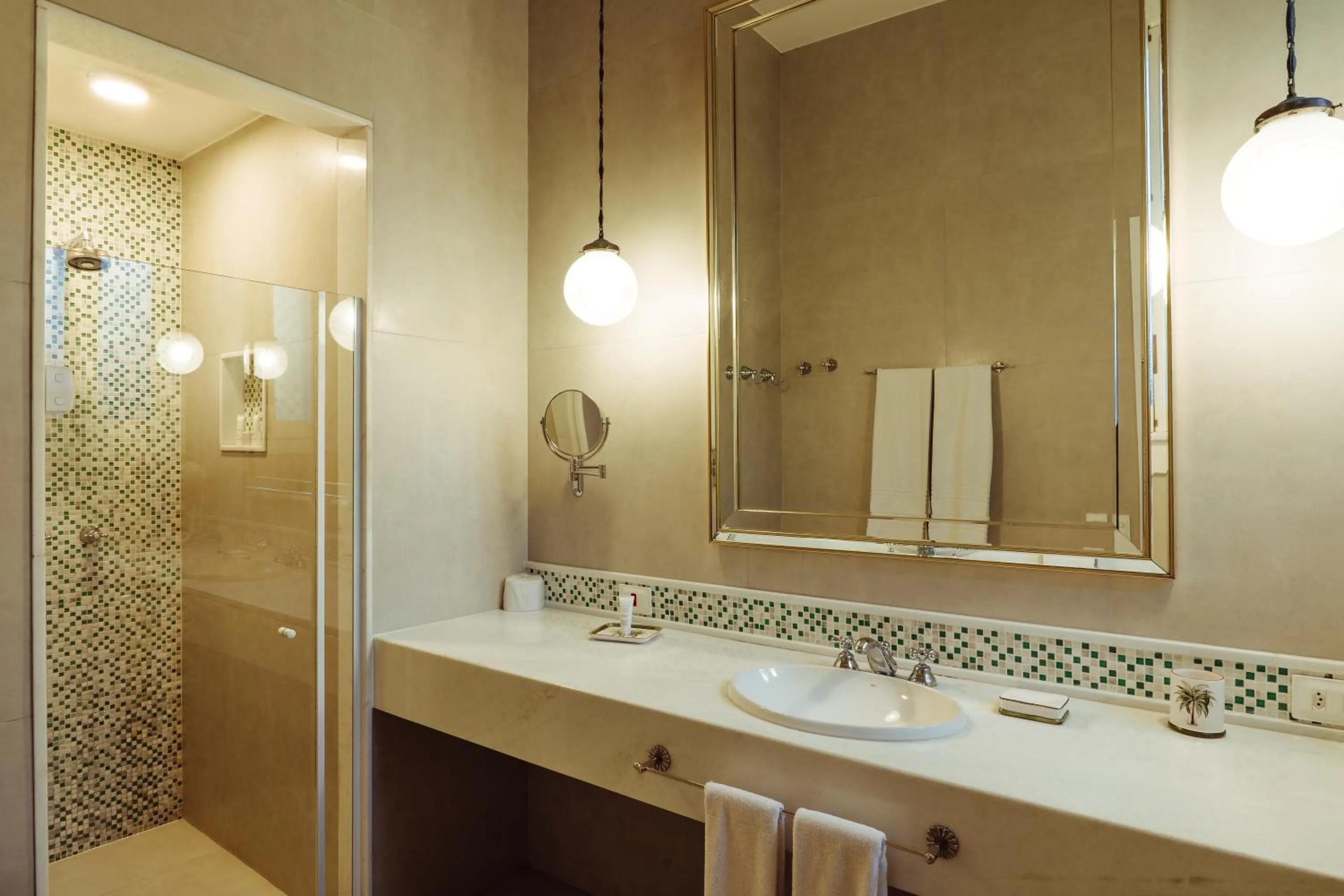 Bathroom in Hotel Reggia Catarina