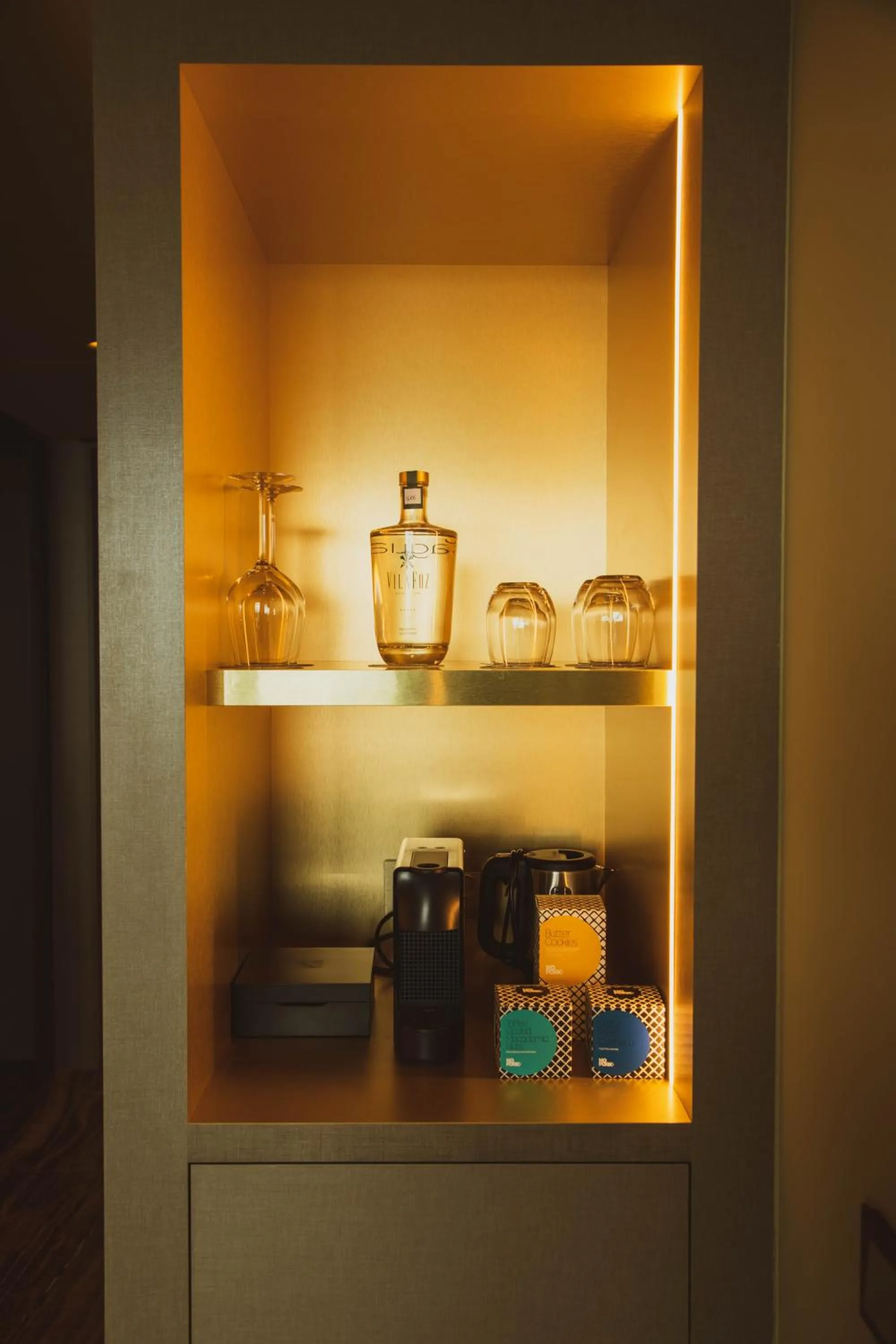 Coffee/tea facilities in Vila Foz Hotel & SPA