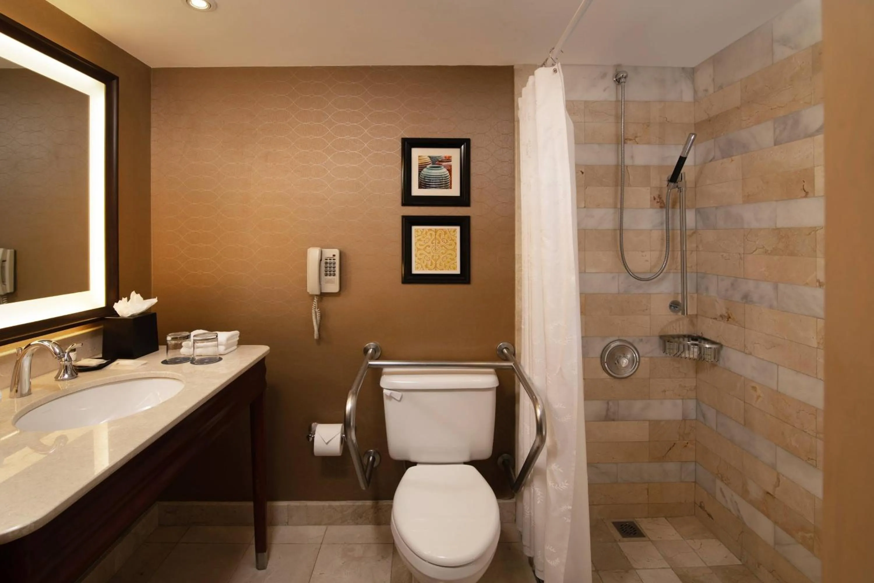 Bathroom in Sheraton Santo Domingo