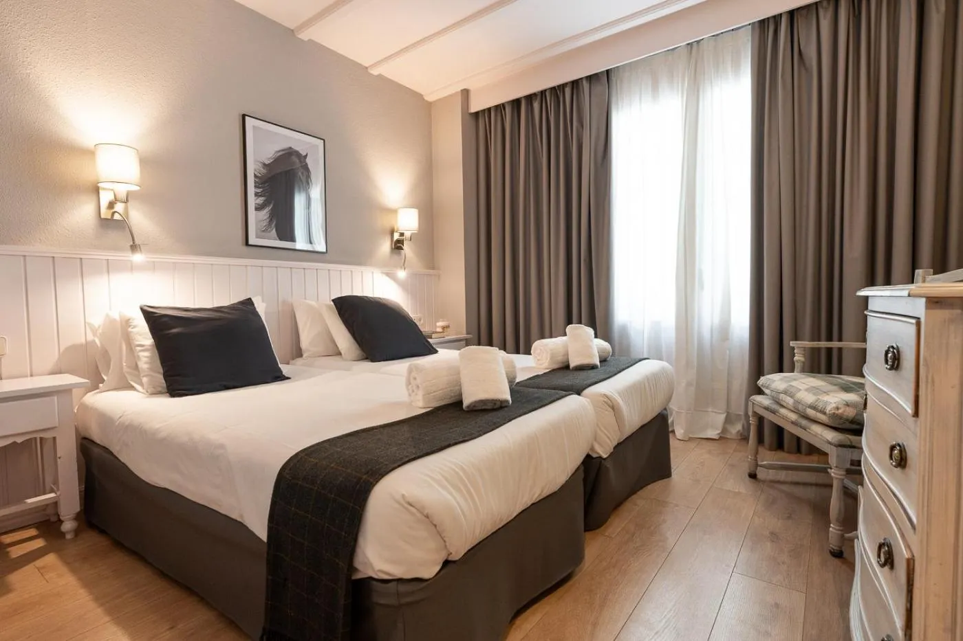 Bedroom, Bed in Hotel Ribaeta