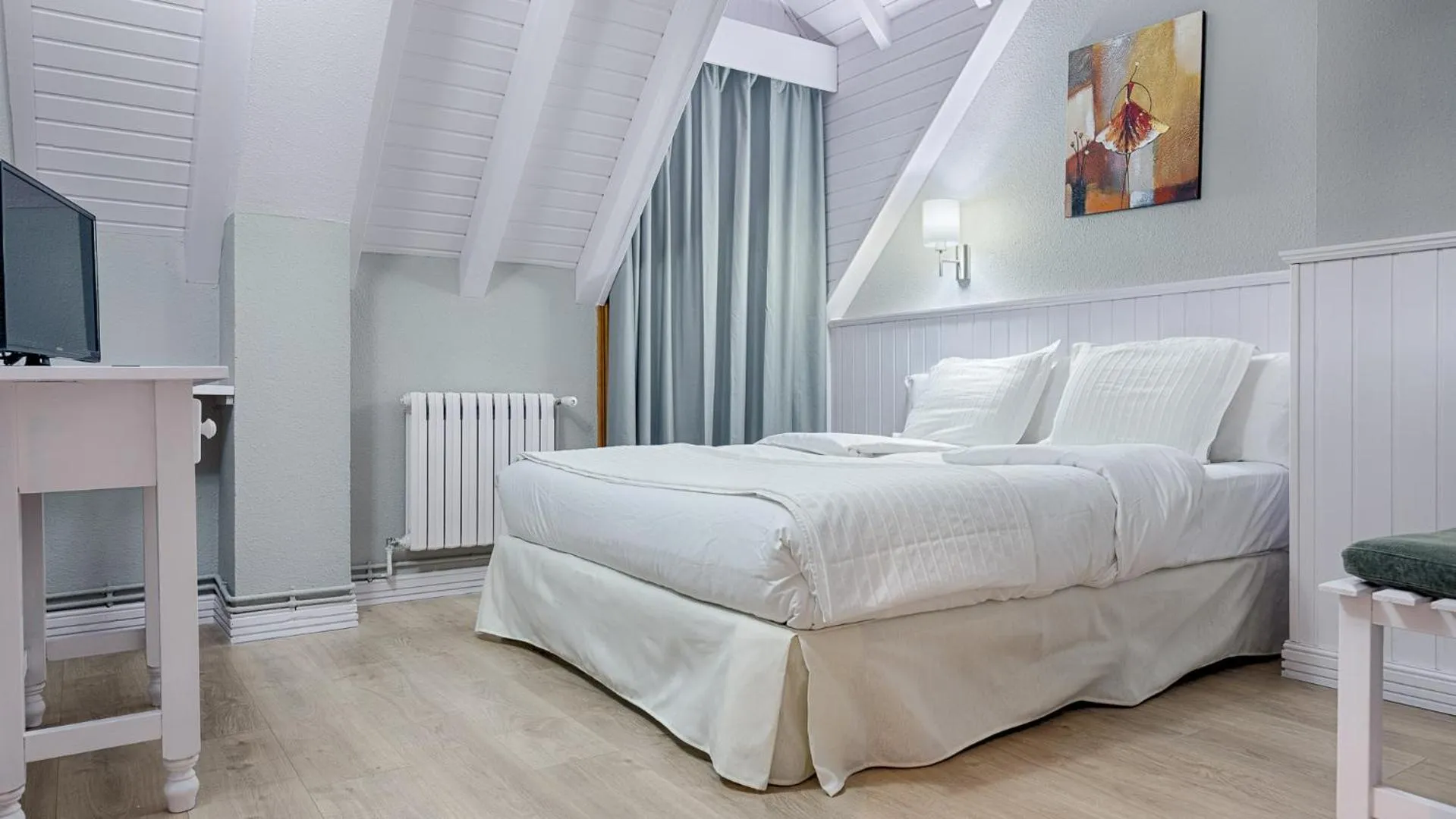 Bedroom, Bed in Hotel Ribaeta