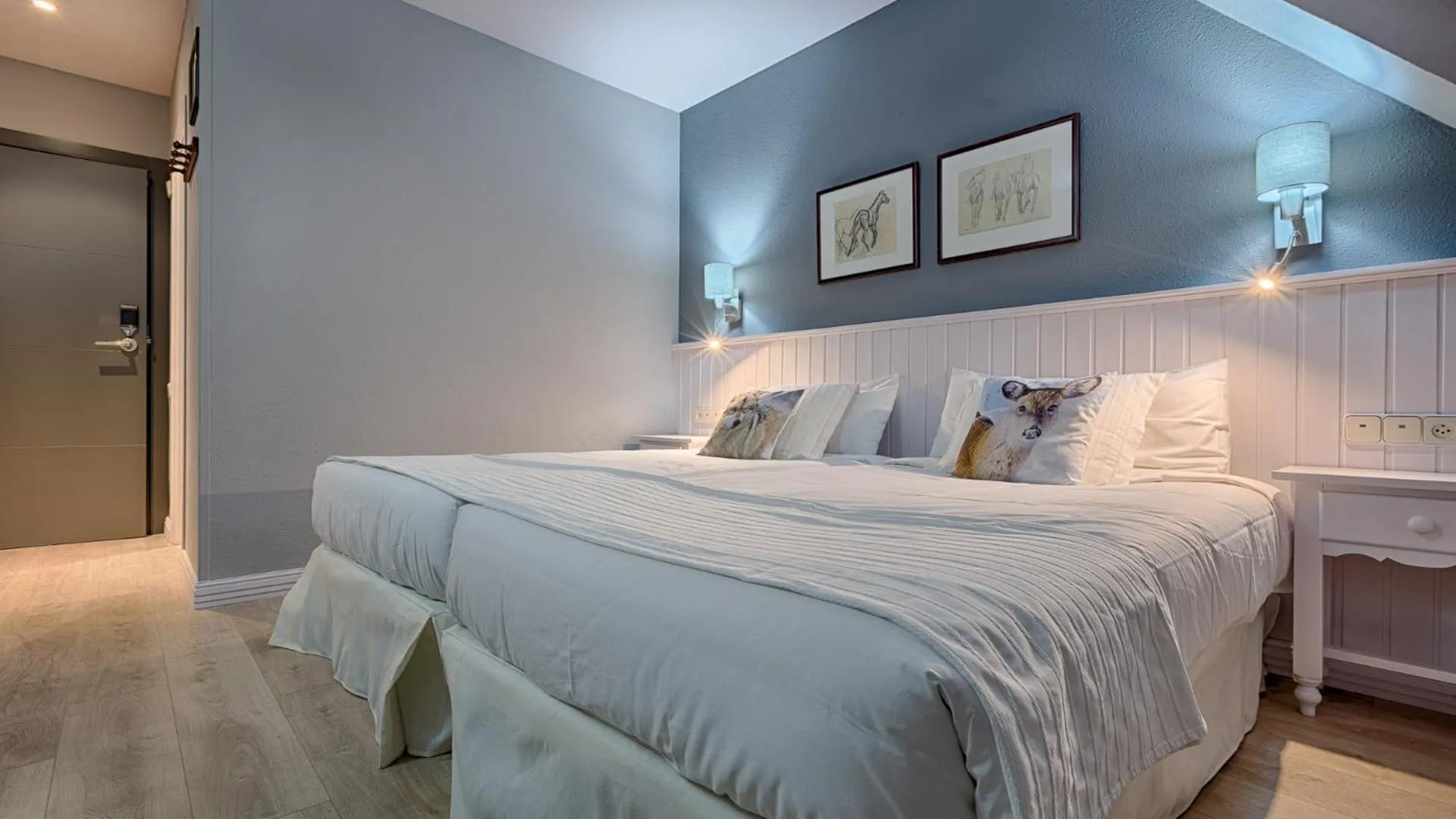 Bedroom, Bed in Hotel Ribaeta