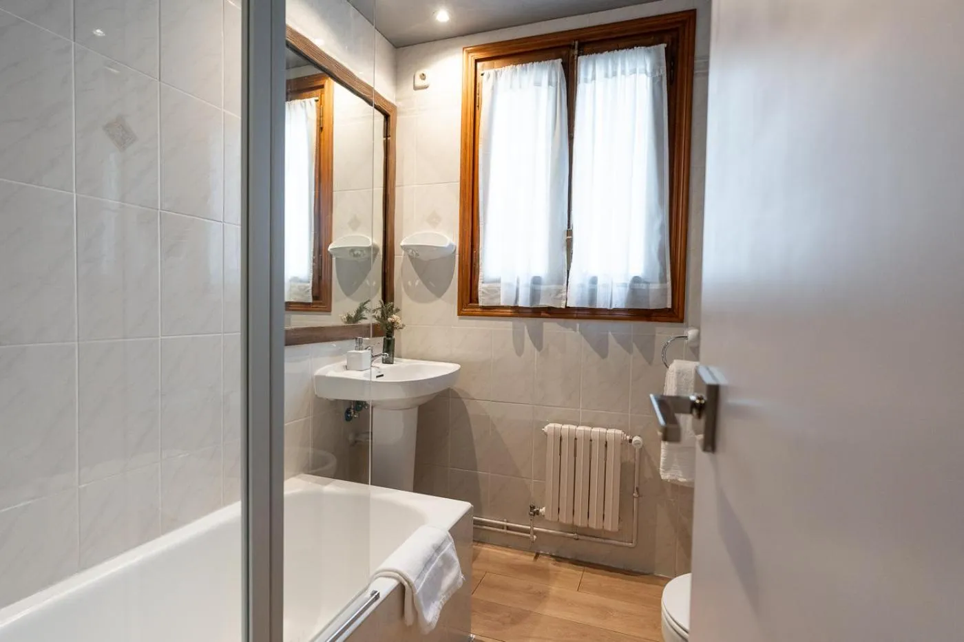 Bathroom in Hotel Ribaeta