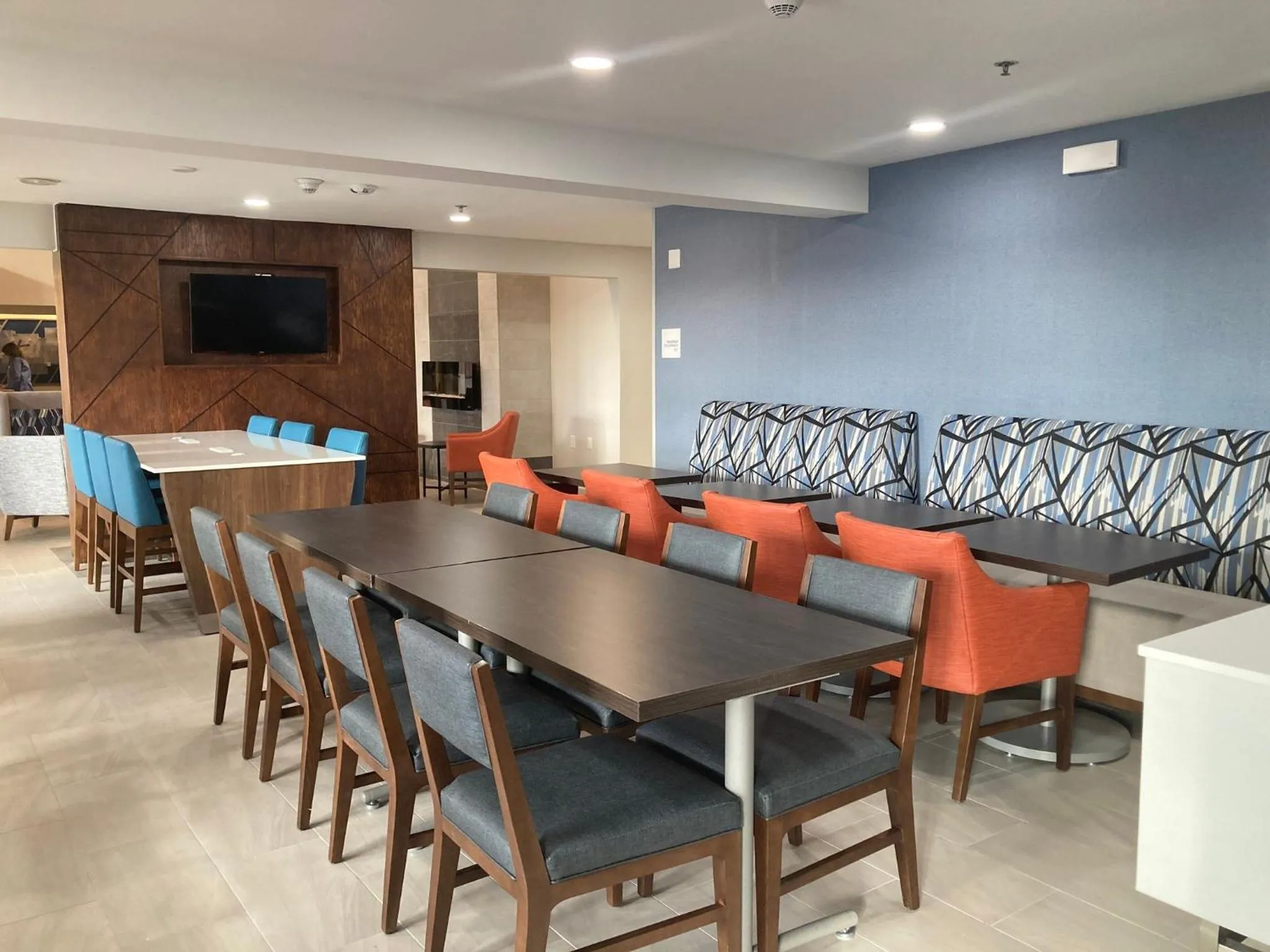 Meeting/conference room in Holiday Inn Express & Suites Port Washington by IHG