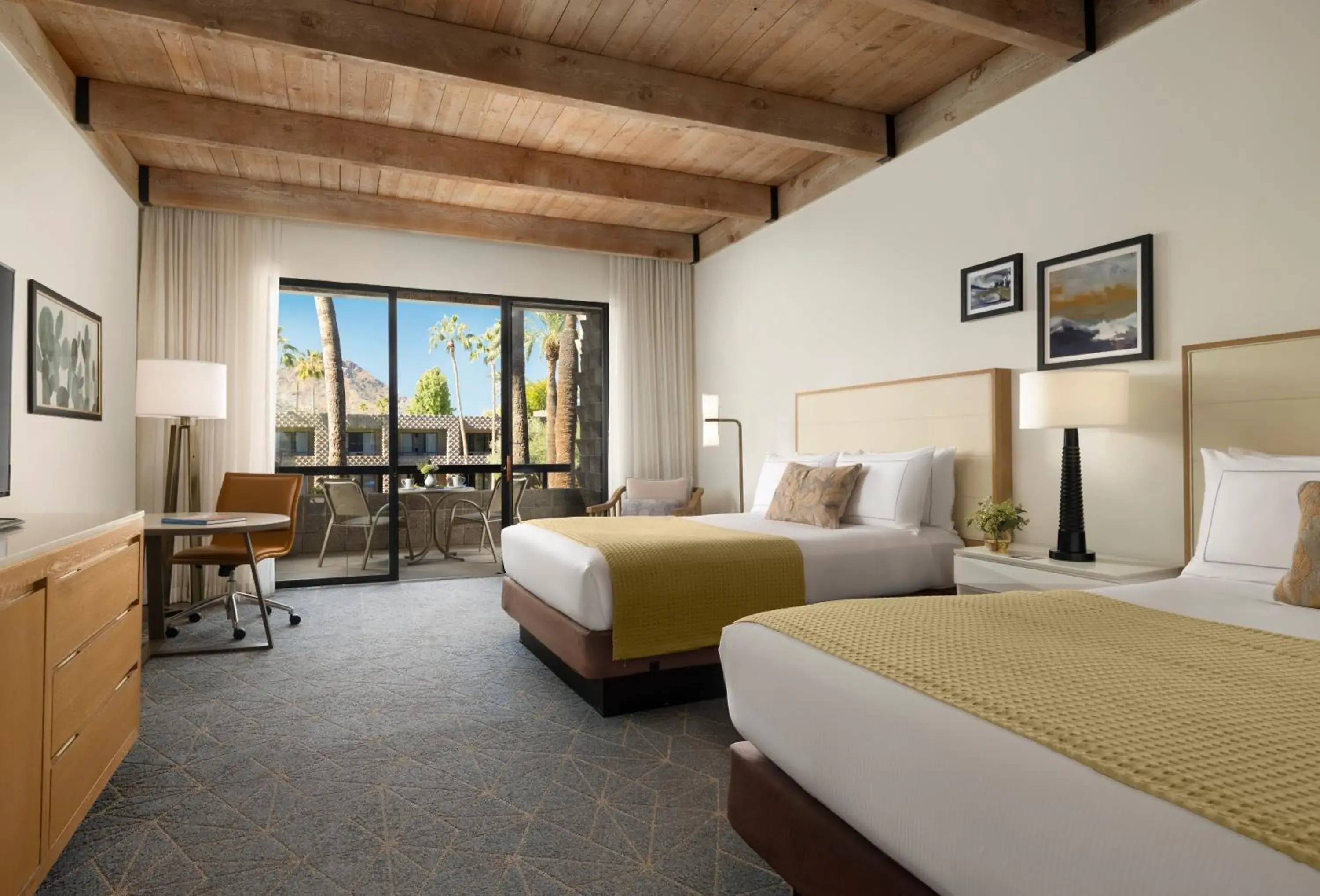 Queen Room with Two Queen Beds and Balcony - Pool View in DoubleTree by Hilton Paradise Valley Resort Scottsdale Queen Room with Two Queen Beds and Balcony - Pool View in DoubleTree by Hilton Paradise Valley Resort Scottsdale