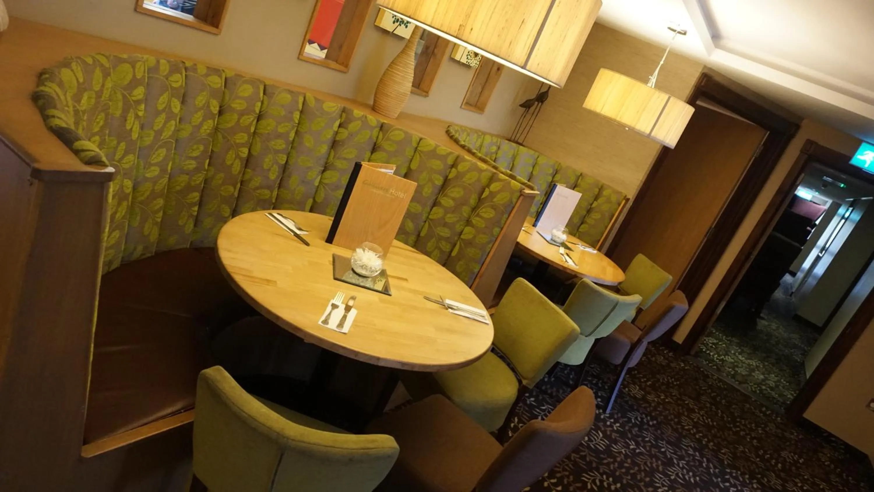 Restaurant/places to eat in The Gulliver's Hotel