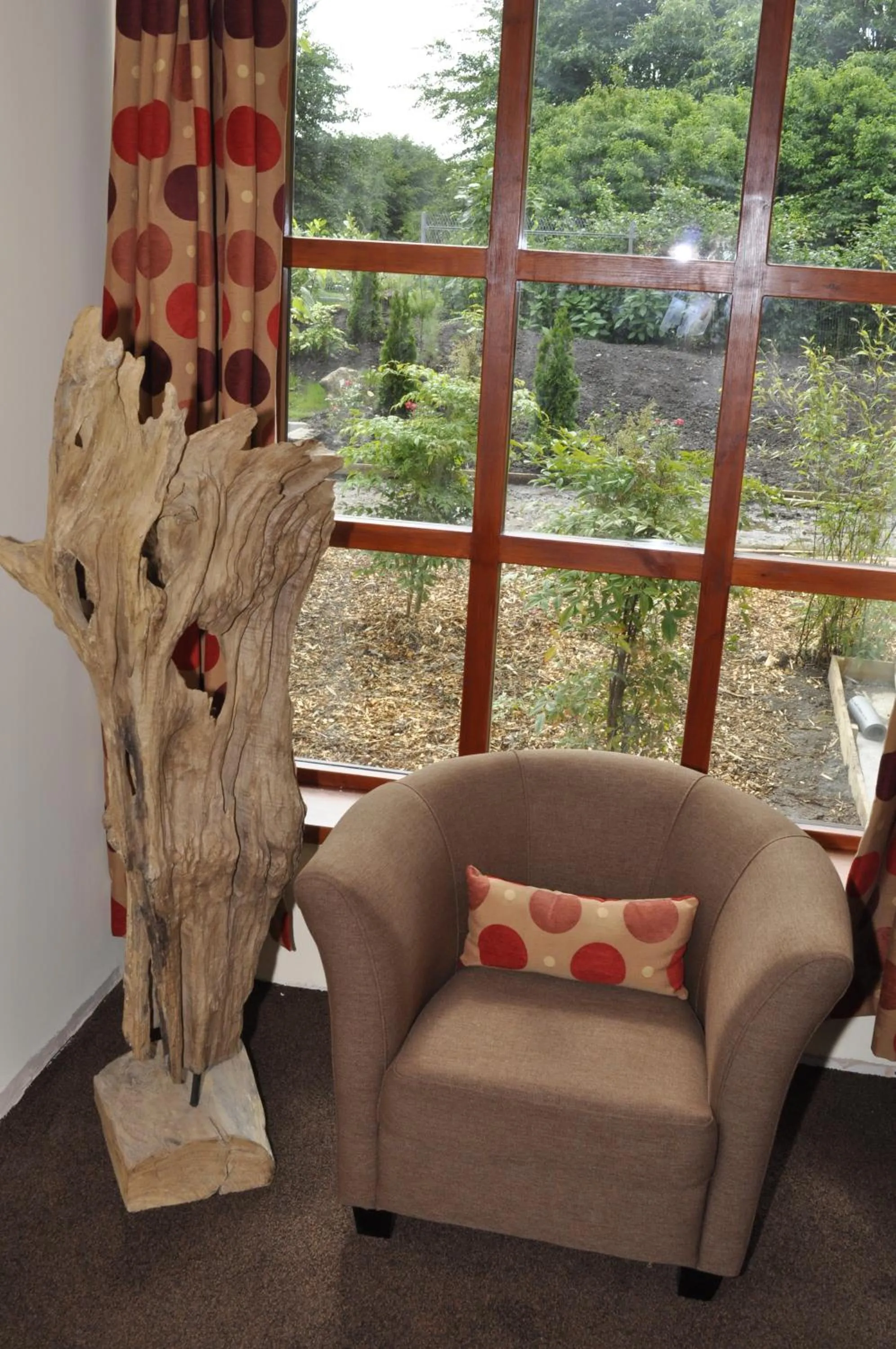 Seating area in The Gulliver's Hotel