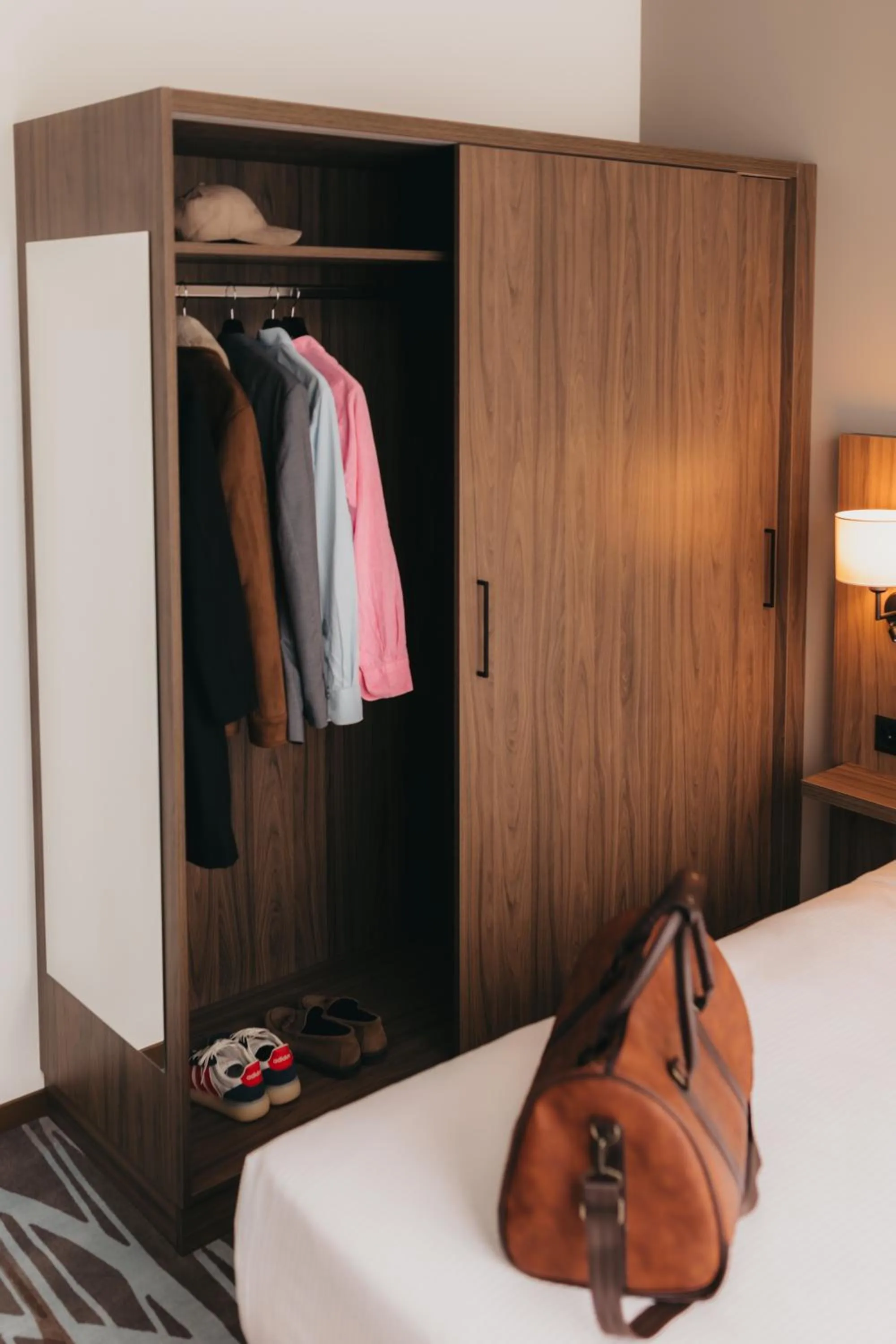 Bed in IIP Apartments - Self Check-In