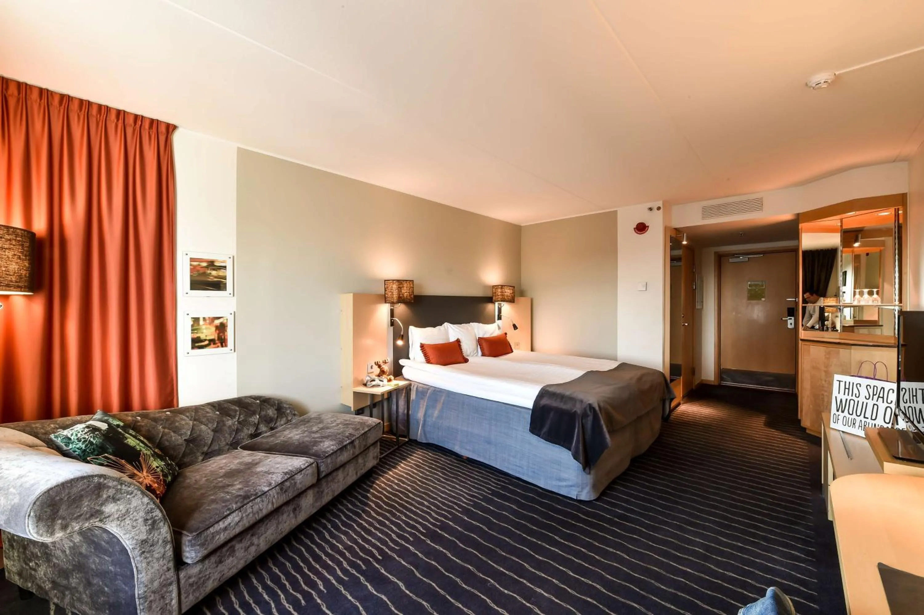 Bedroom, Bed in Scandic Triangeln