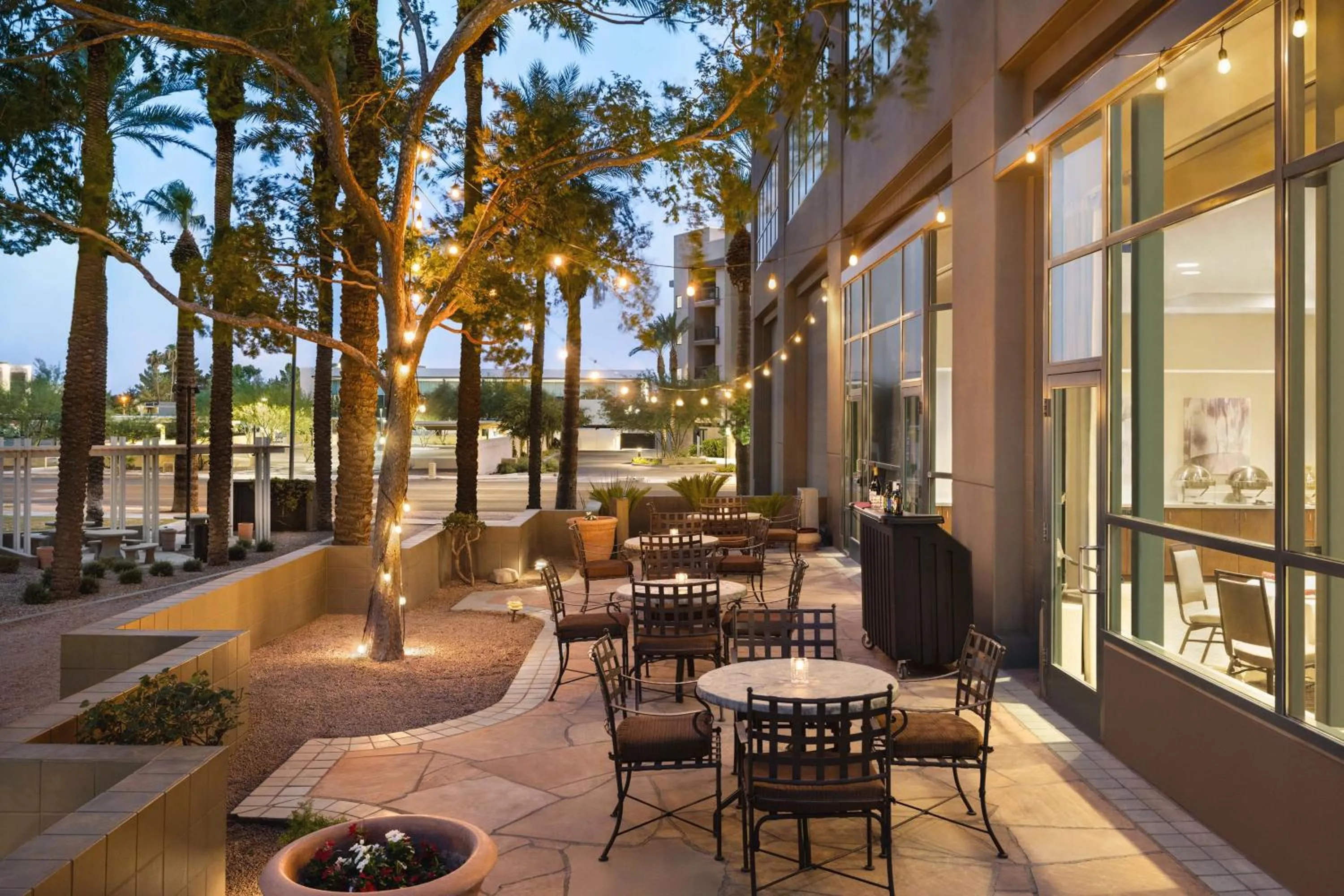 Patio in Embassy Suites by Hilton Phoenix Downtown North