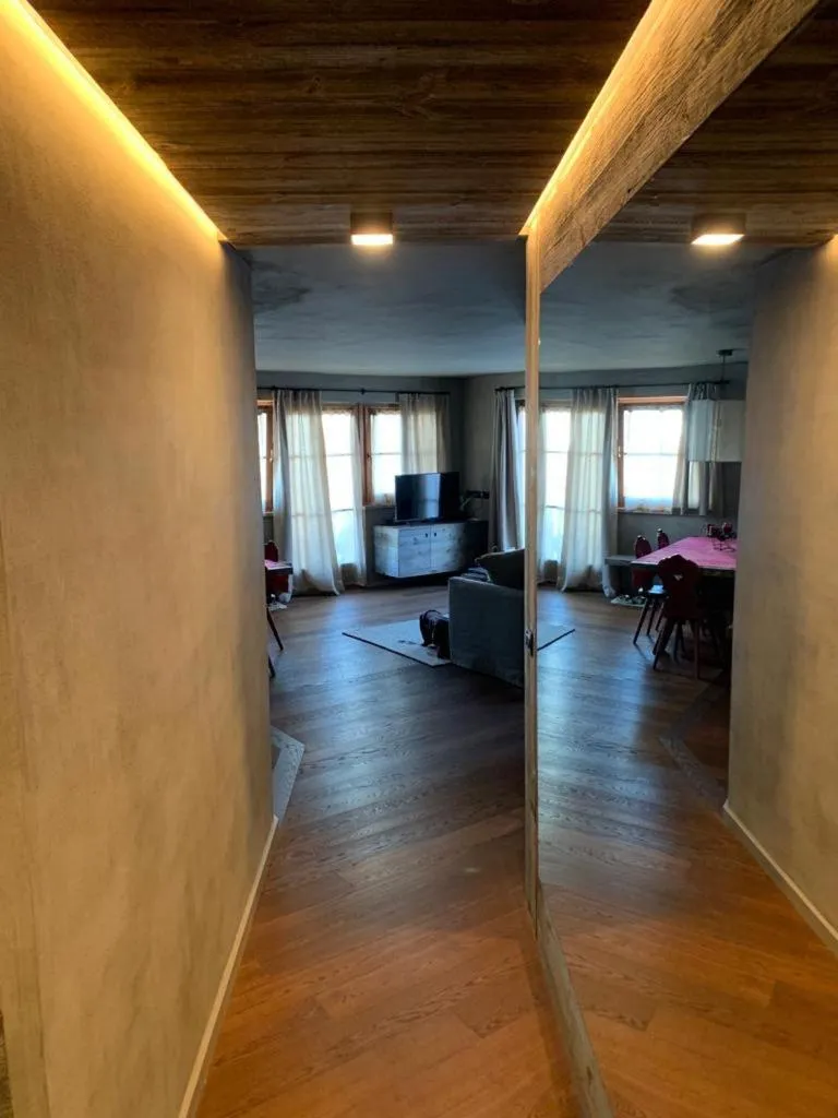 Nei Y Suredl NeveSole