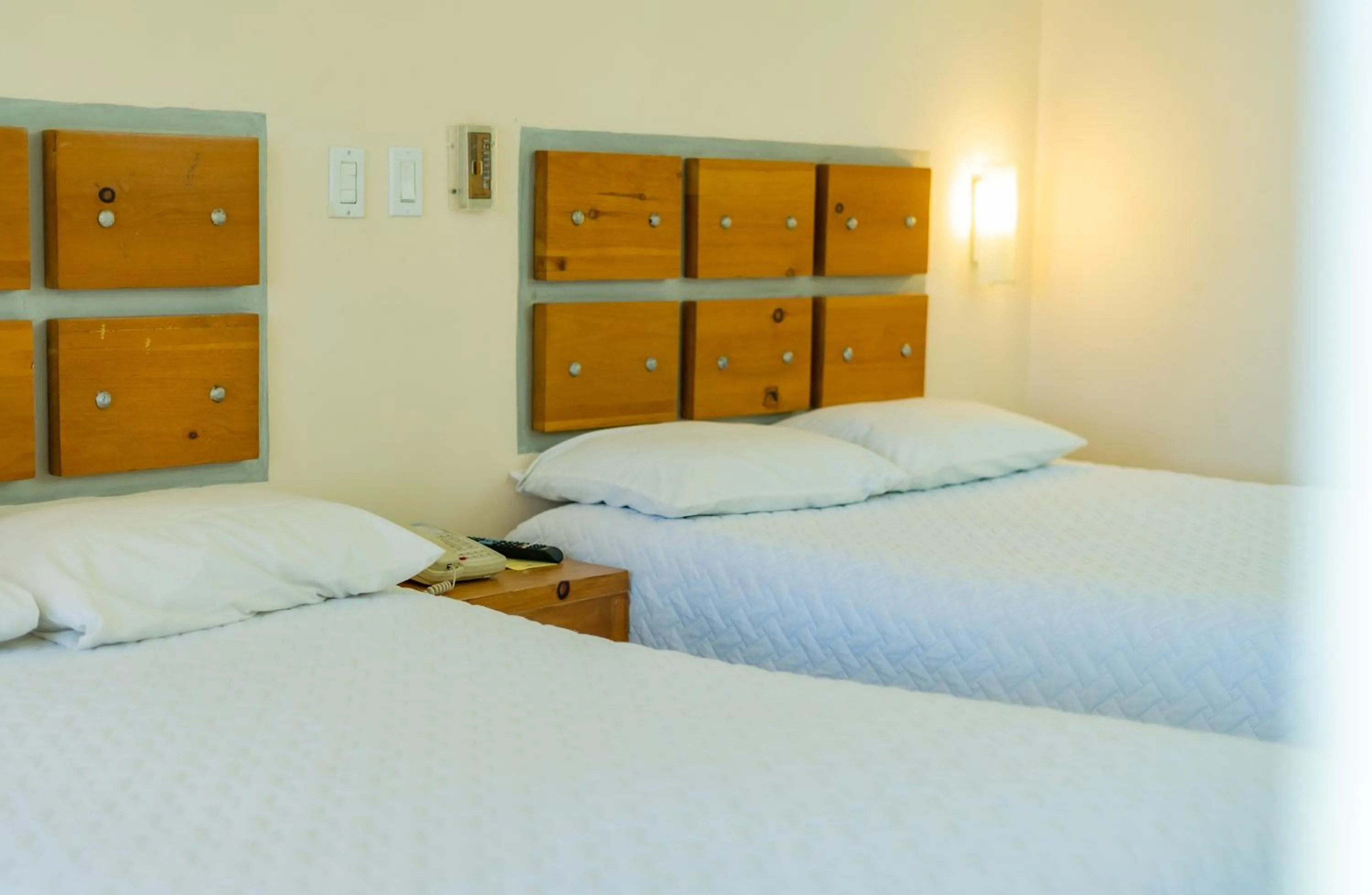 Bed in La Concha Beach Hotel & Club