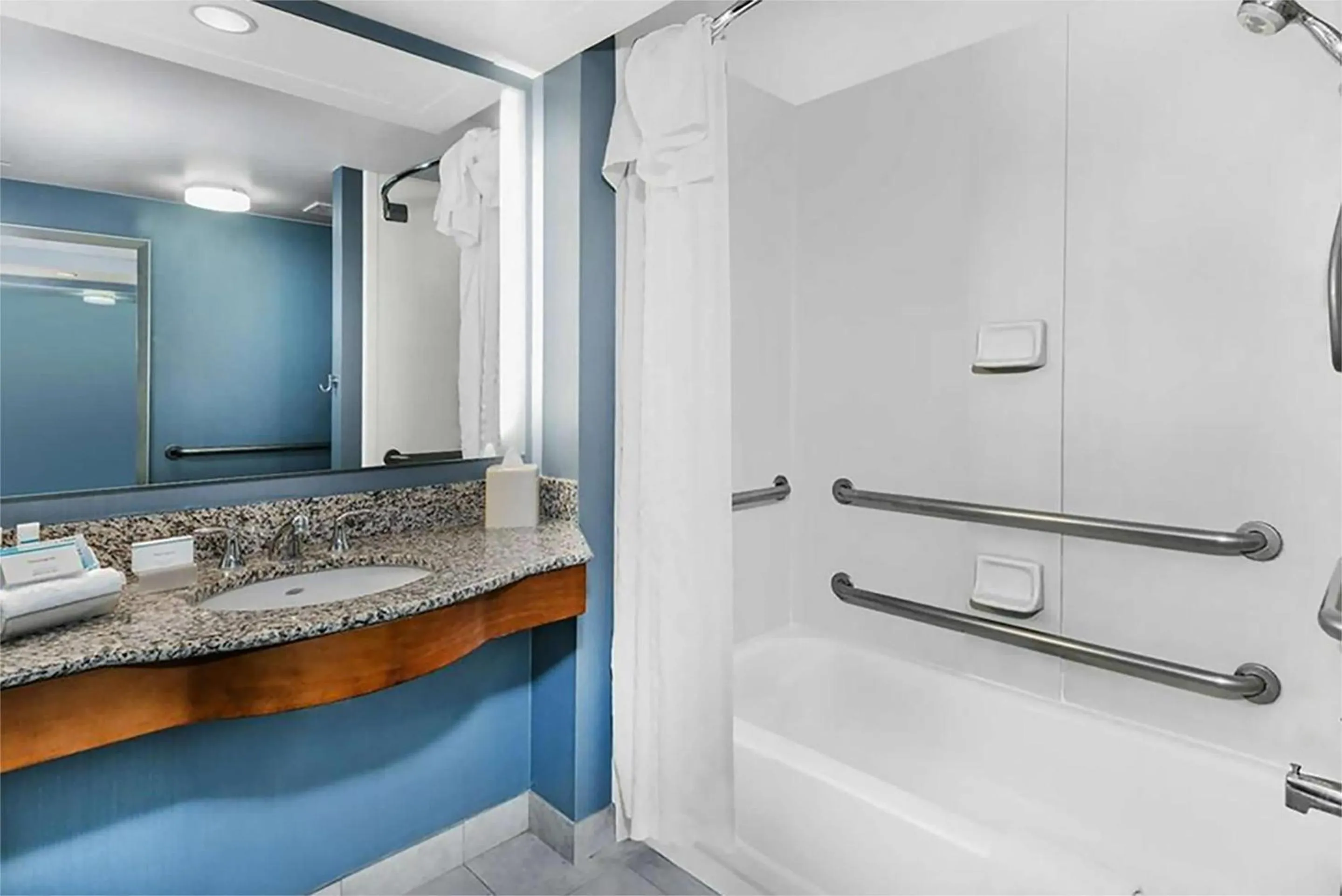 Bedroom in MainStay Suites Phoenix North