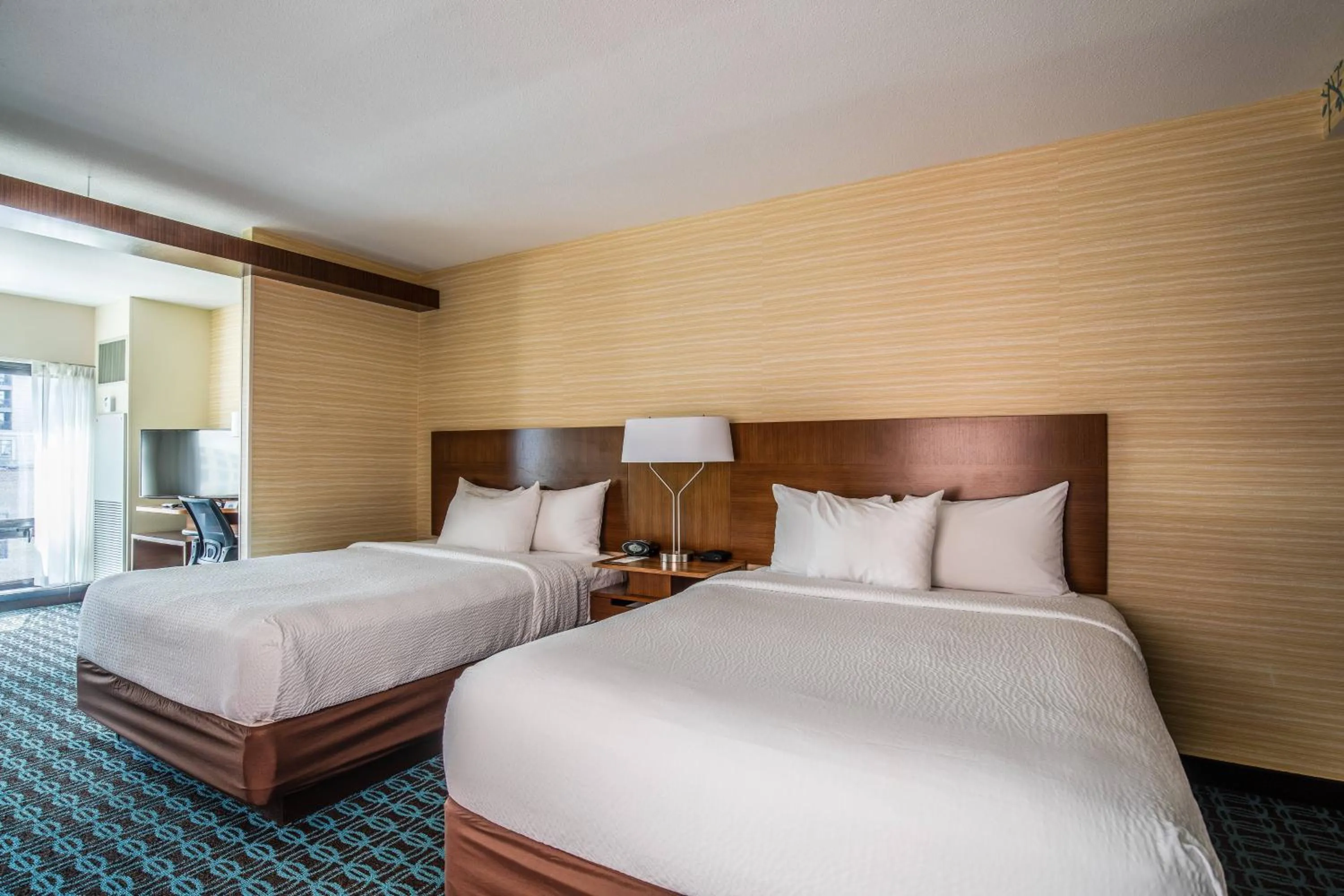 Photo of the whole room, Bed in Fairfield Inn and Suites Chicago Downtown-River North