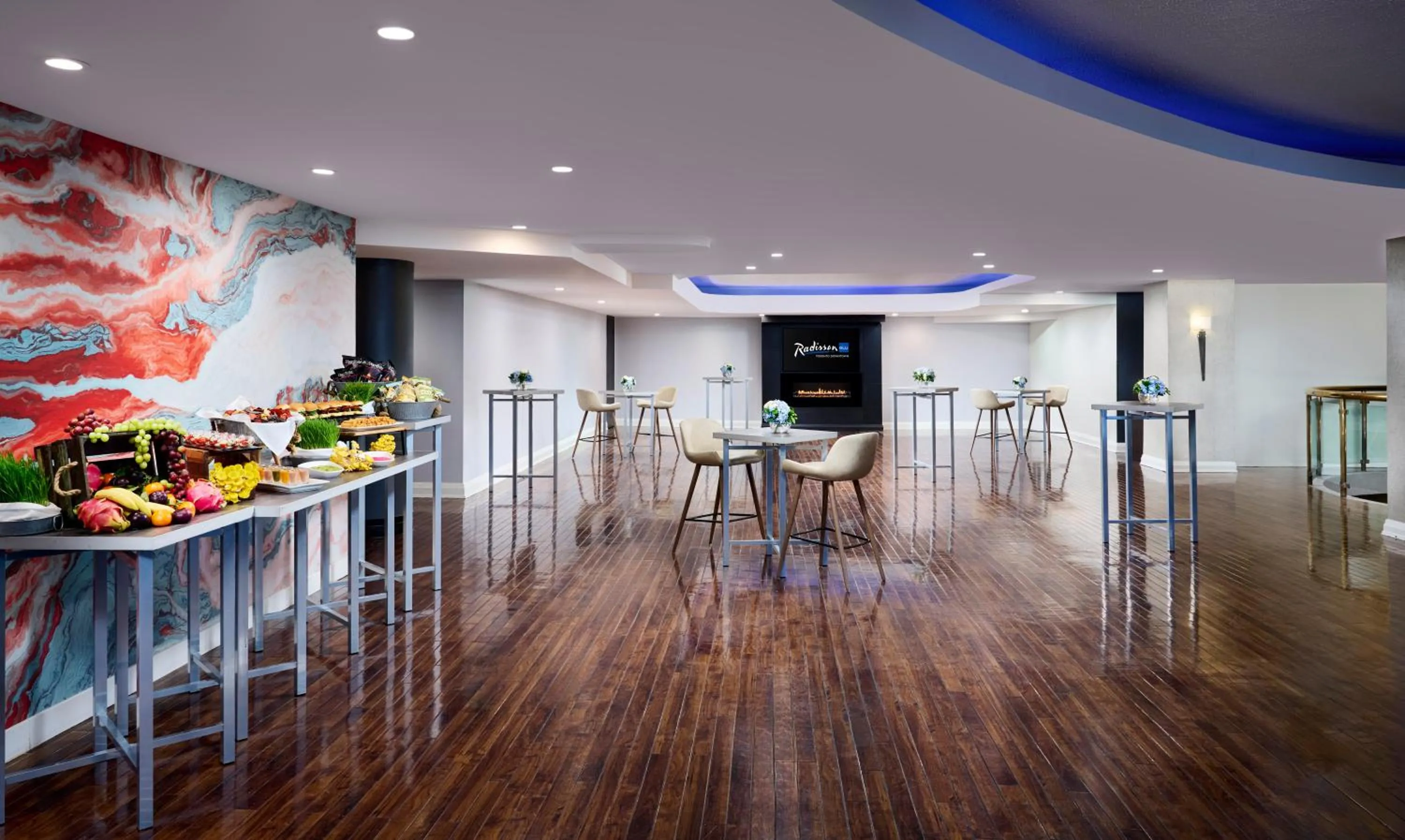 Radisson Blu Toronto Downtown