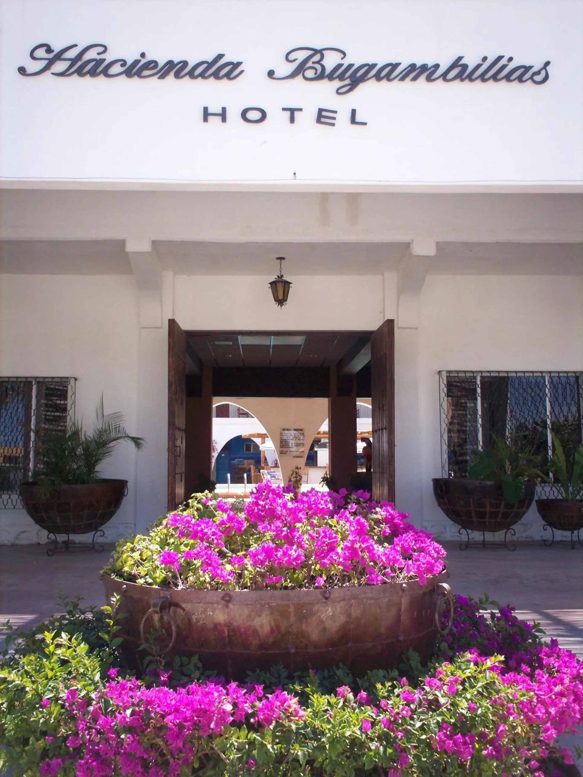 Property building in Hotel Hacienda Bugambilias La Paz