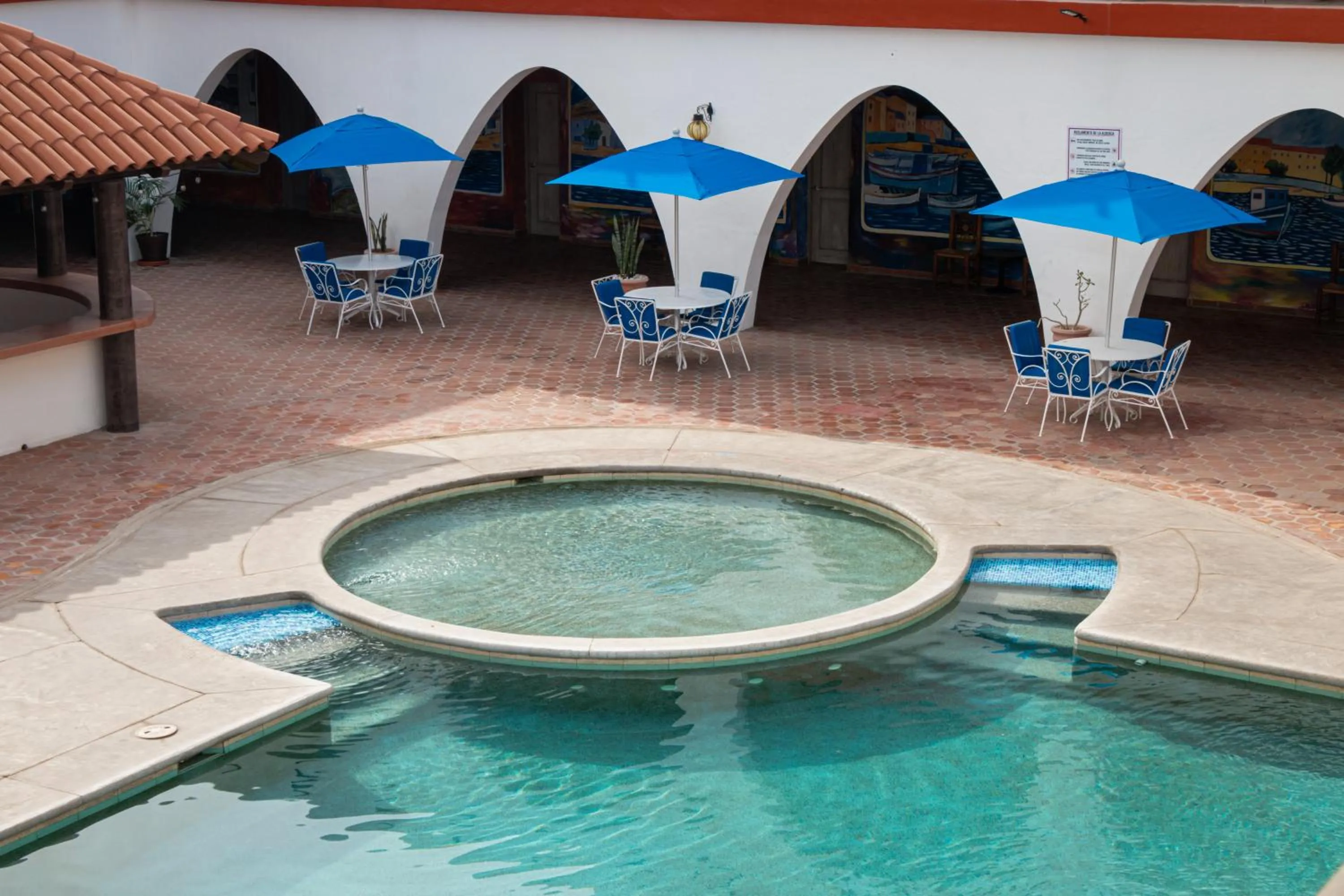 Day in Hotel Hacienda Bugambilias La Paz