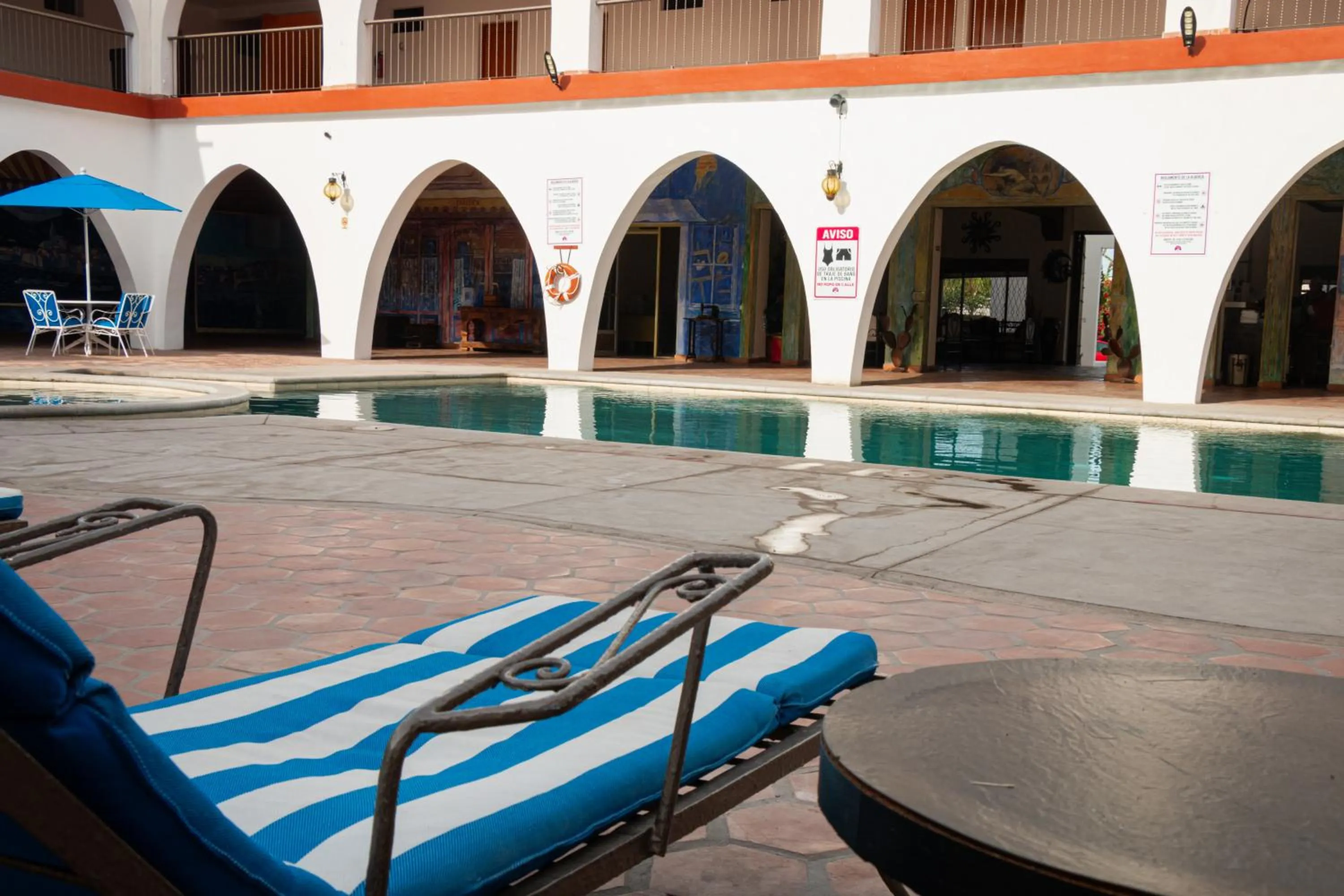 Pool view in Hotel Hacienda Bugambilias La Paz