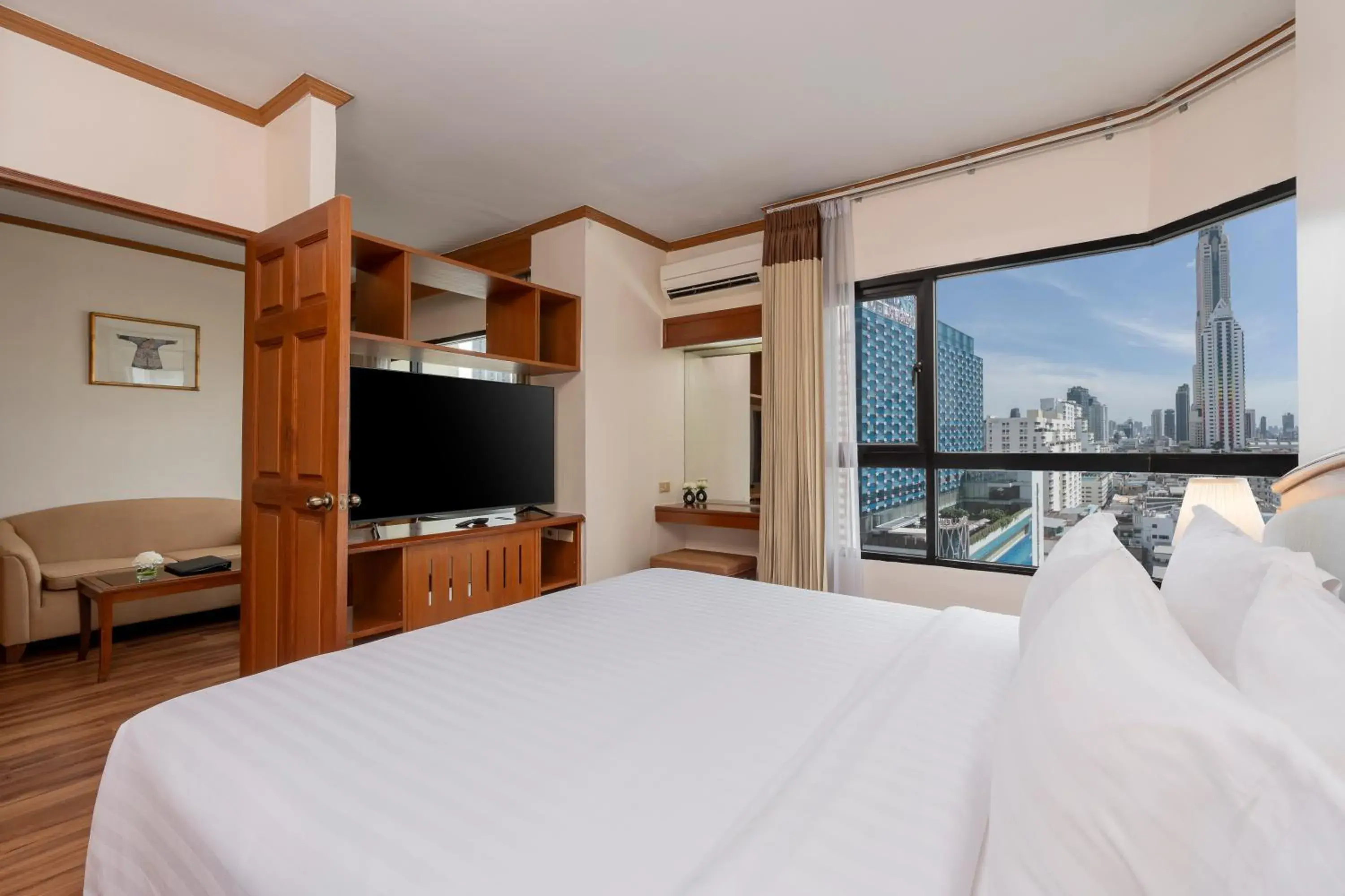 One-Bedroom Suite - Smoking in Grand Diamond Suites Hotel One-Bedroom Suite - Smoking in Grand Diamond Suites Hotel