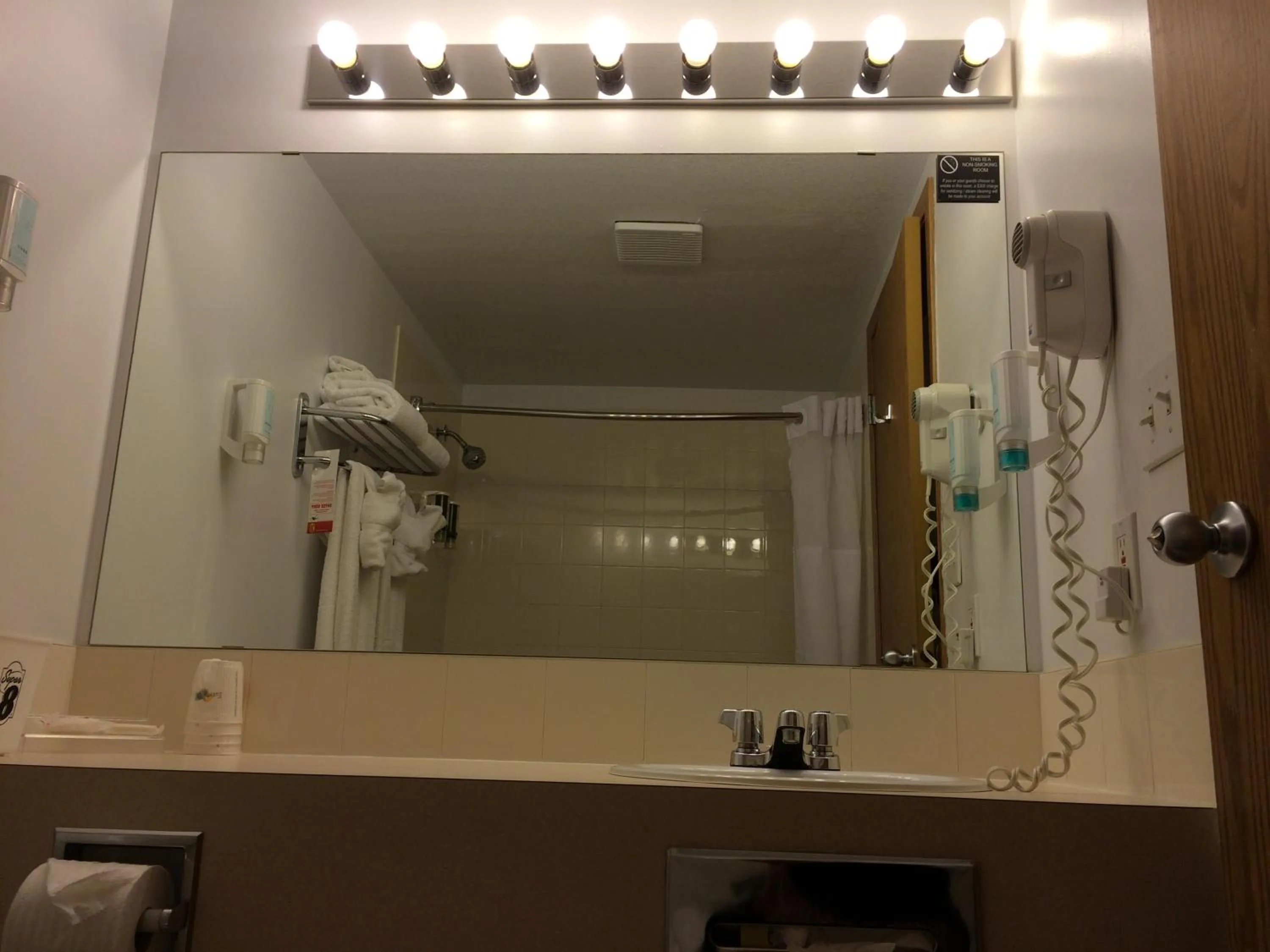 Bathroom in Super 8 by Wyndham Drayton Valley
