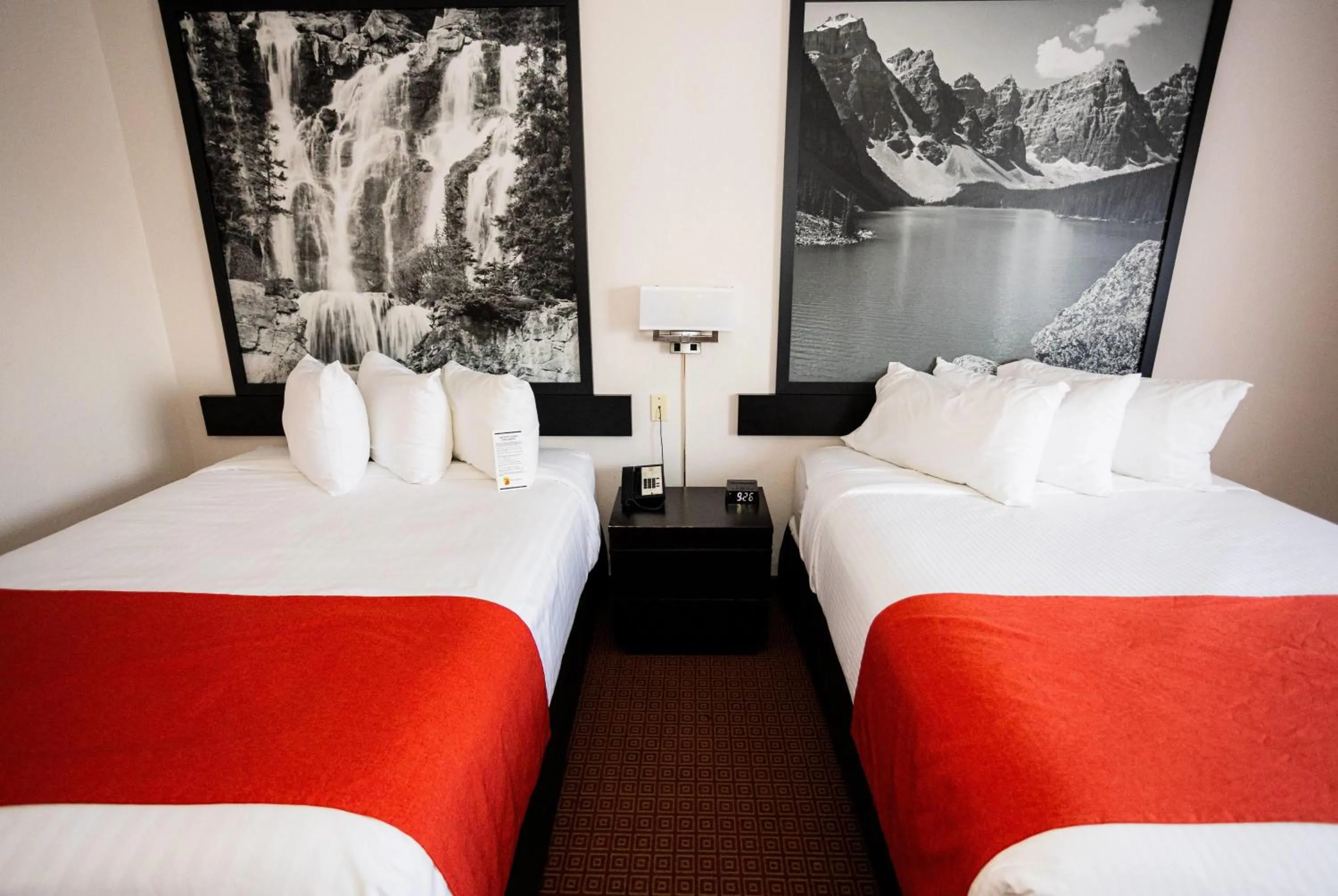 Bed in Super 8 by Wyndham Drayton Valley