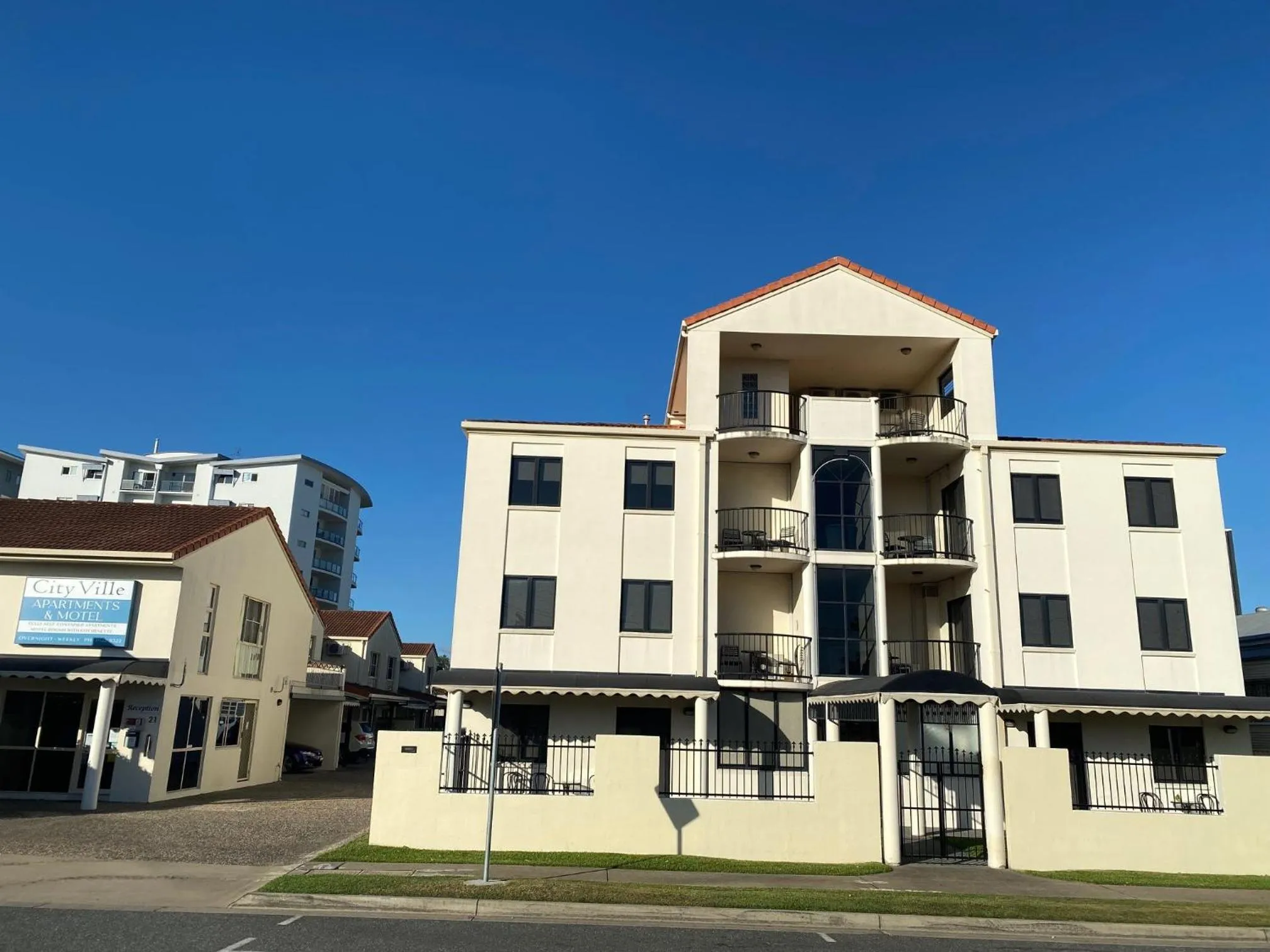 Property building in Cityville Apartments & Motel