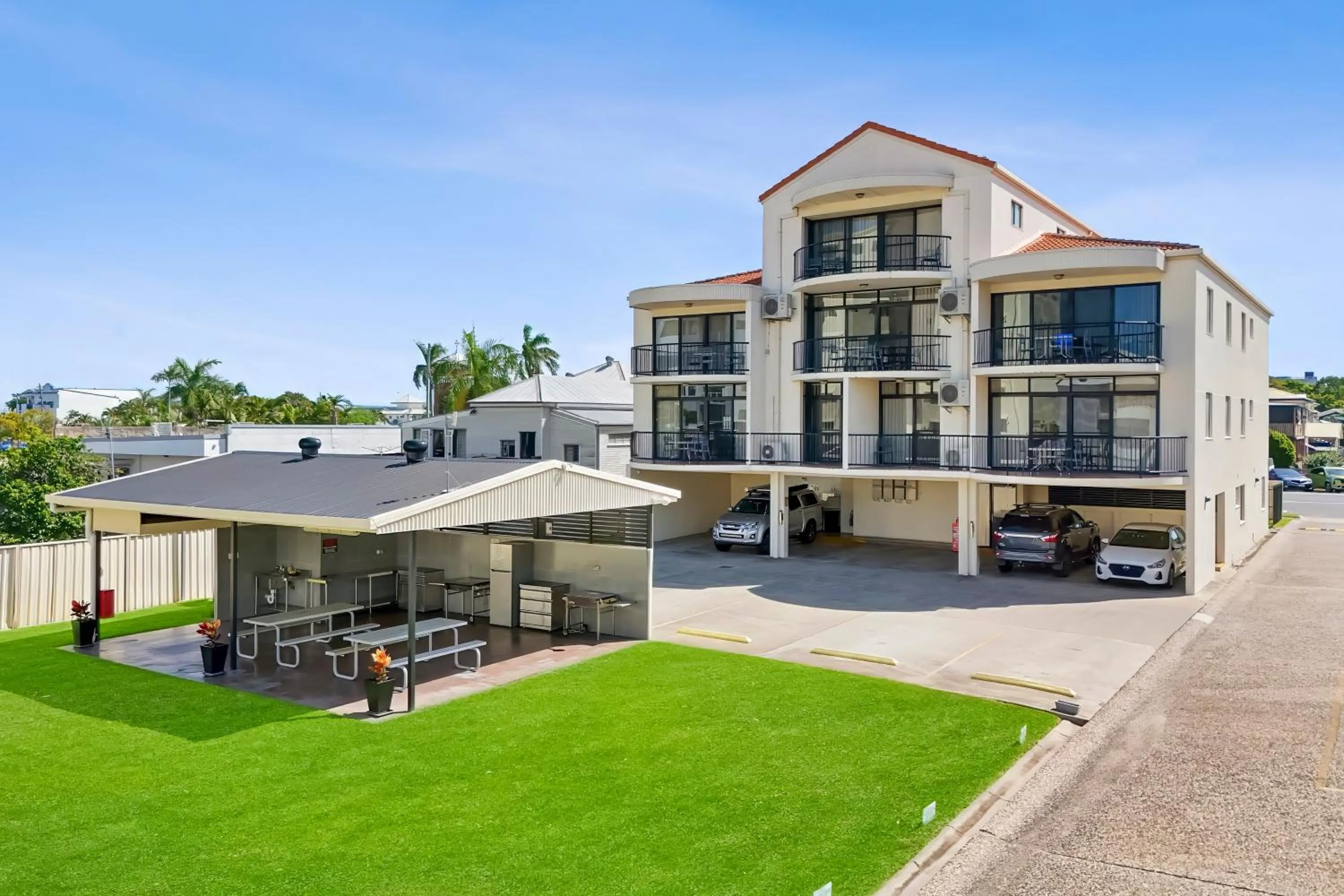 Property building in Cityville Apartments & Motel