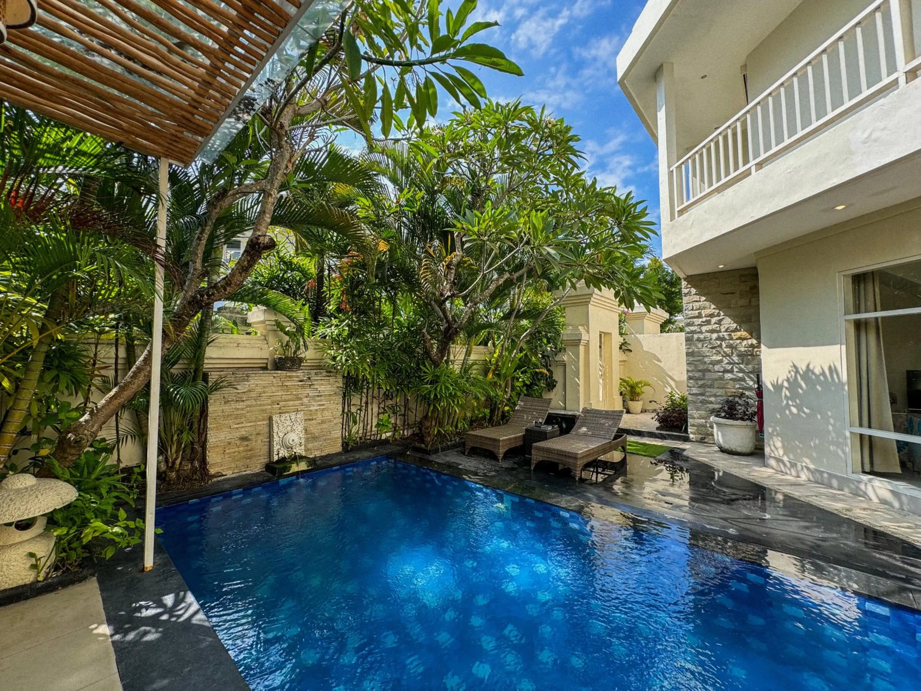 Swimming pool in Awila Villas Kuta by The Wina Resorts
