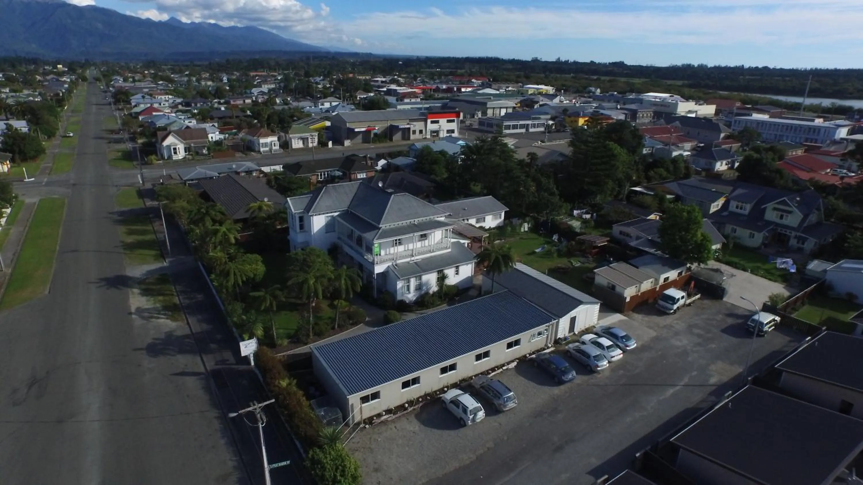 Neighbourhood in Tripinn Modern Motels & Affordable Accommodation